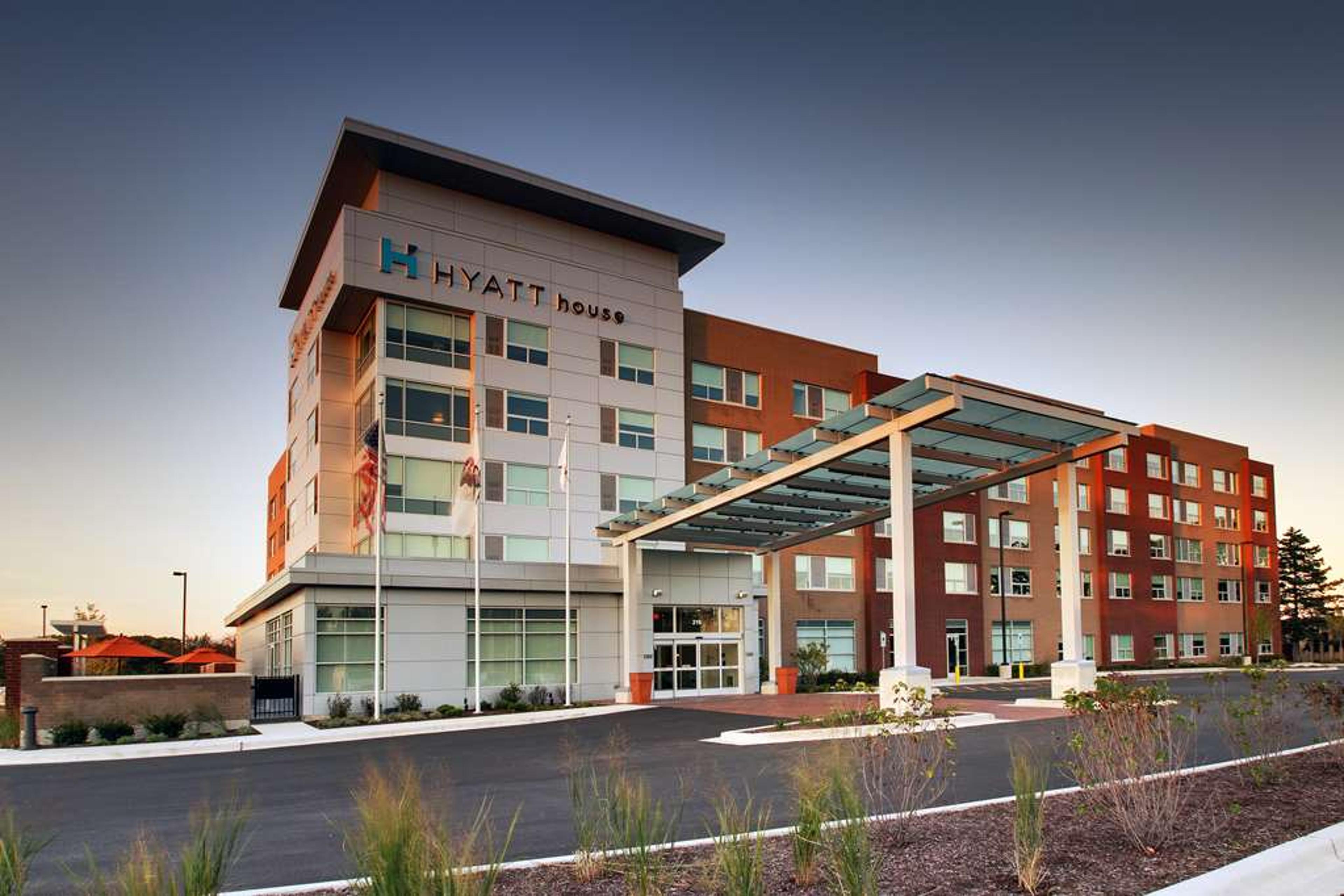 HYATT HOUSE OAK BROOK