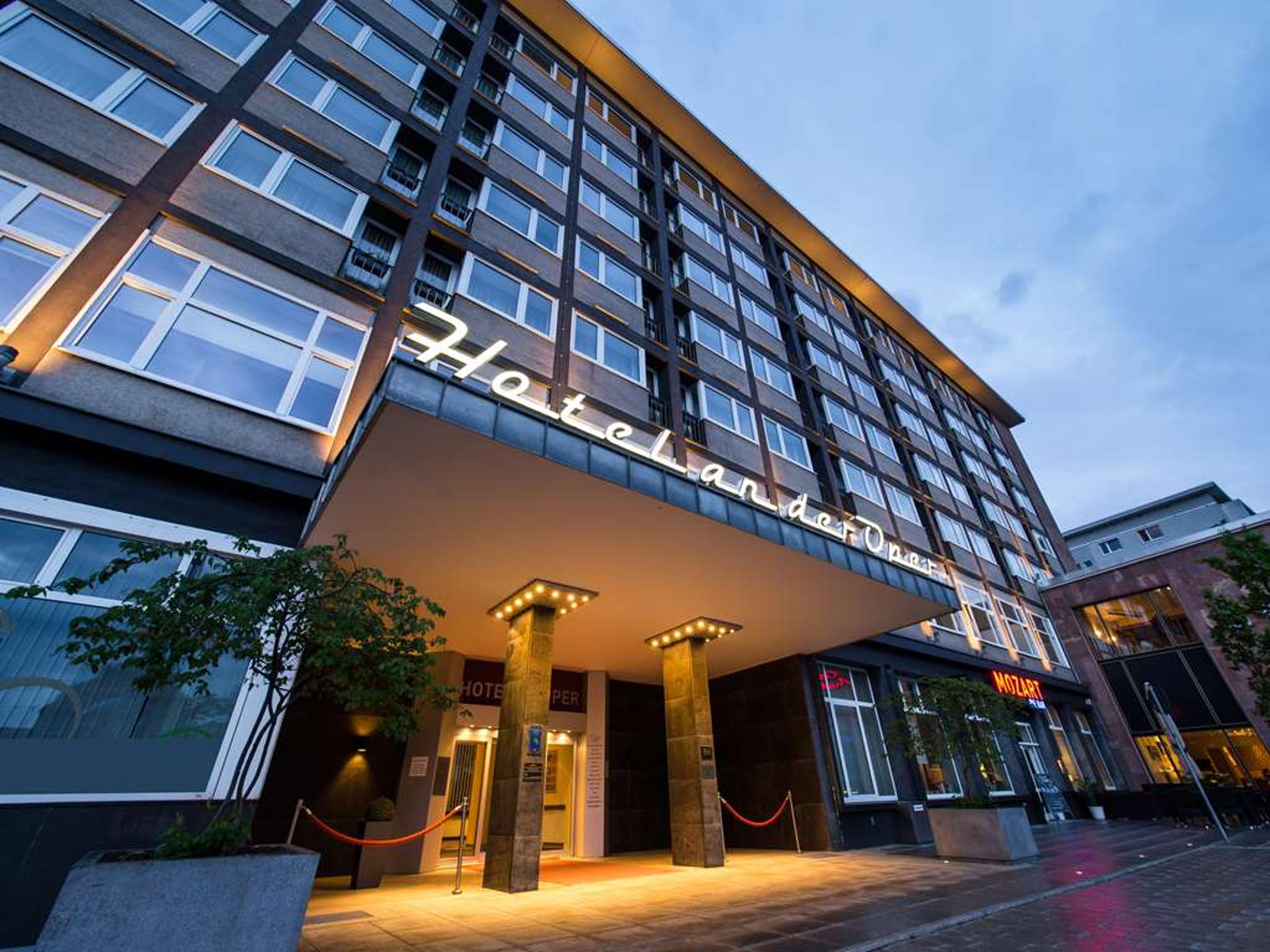 Hotel Photo 1
