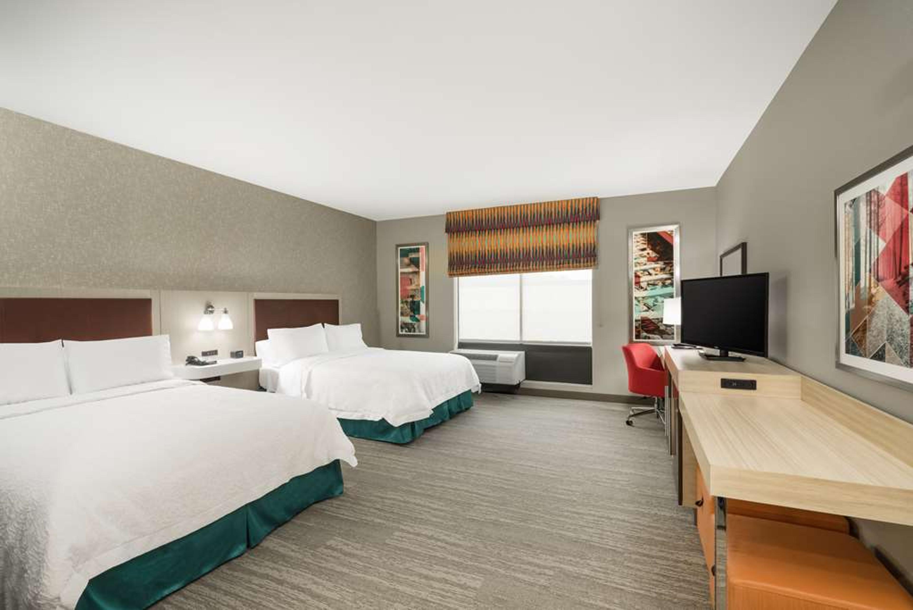 HAMPTON INN NEWPORT