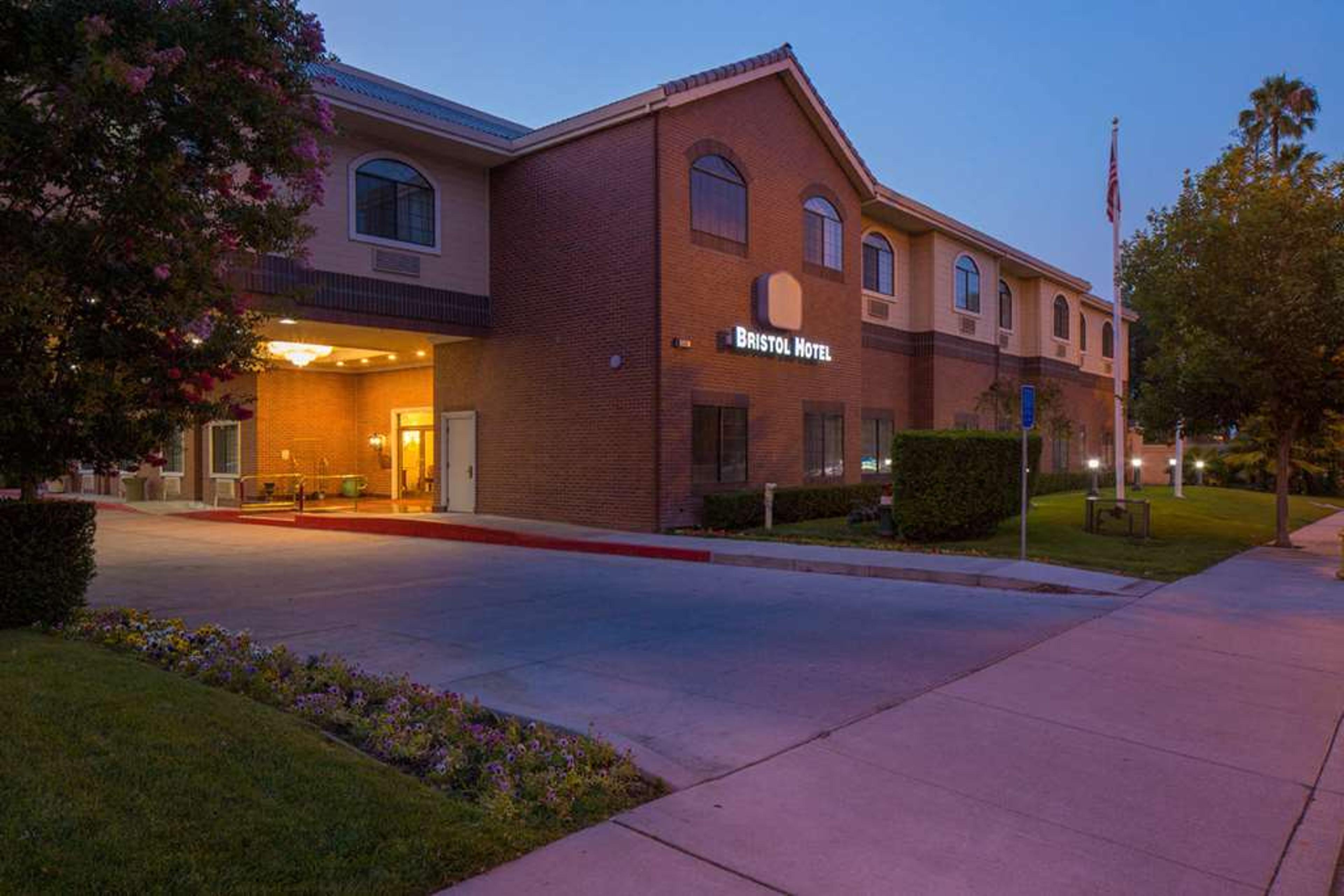 BRISTOL HOTEL CAMPBELL SAN JOSE