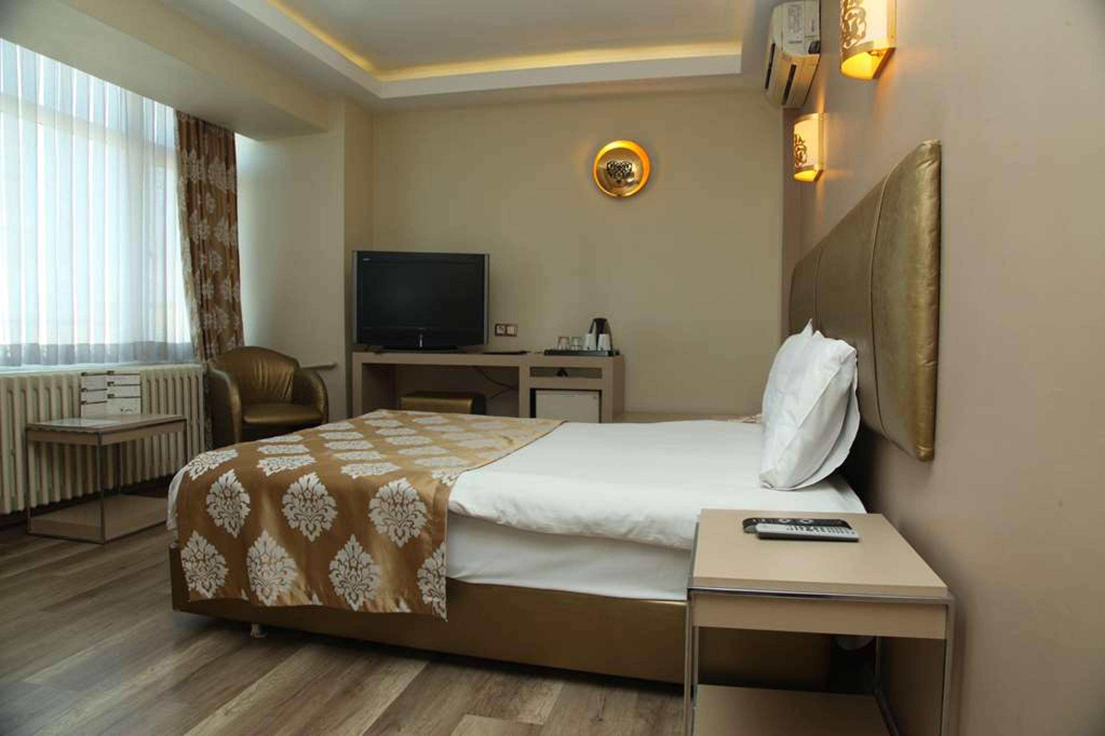 ARTIC HOTEL