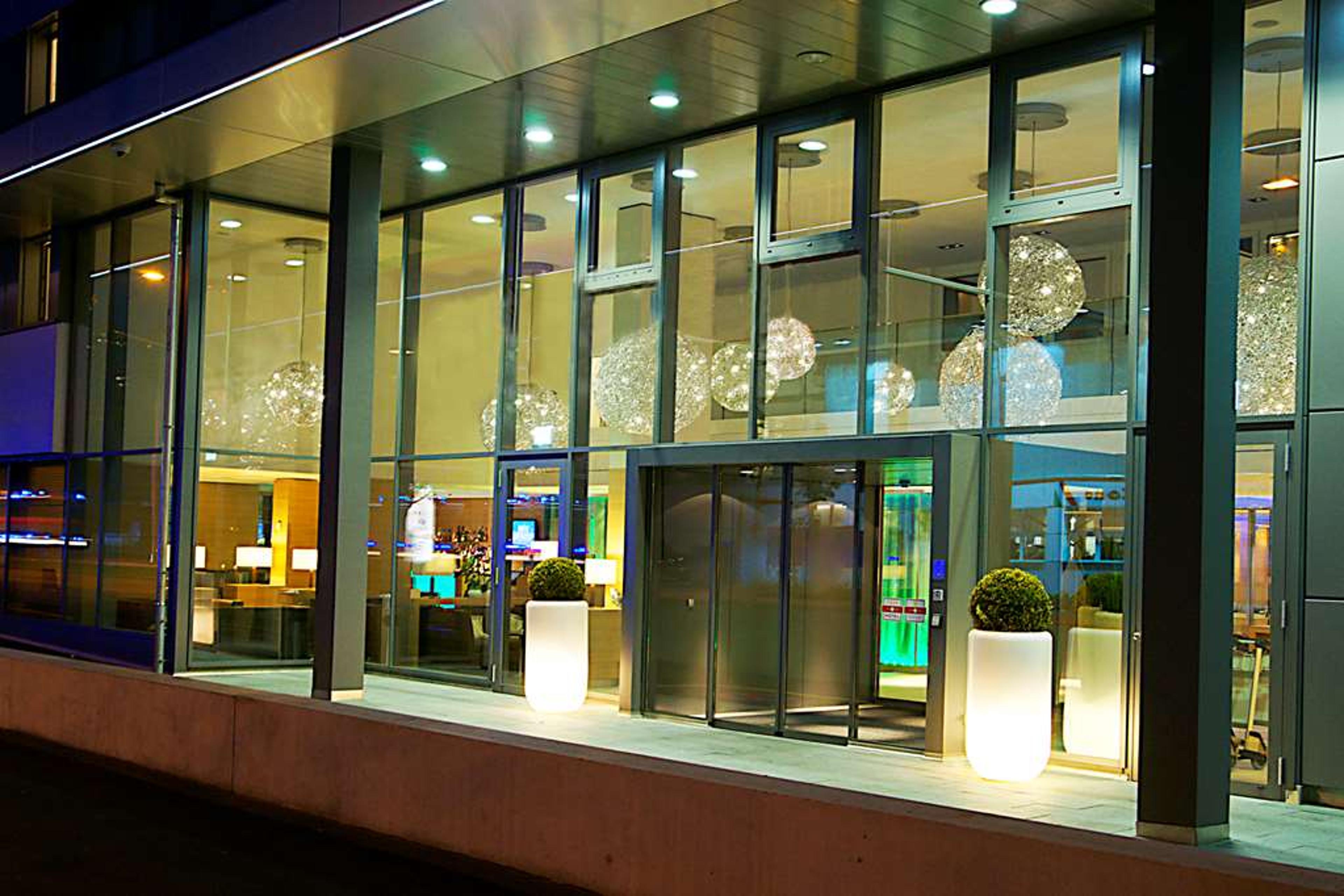 H+ ZUERICH