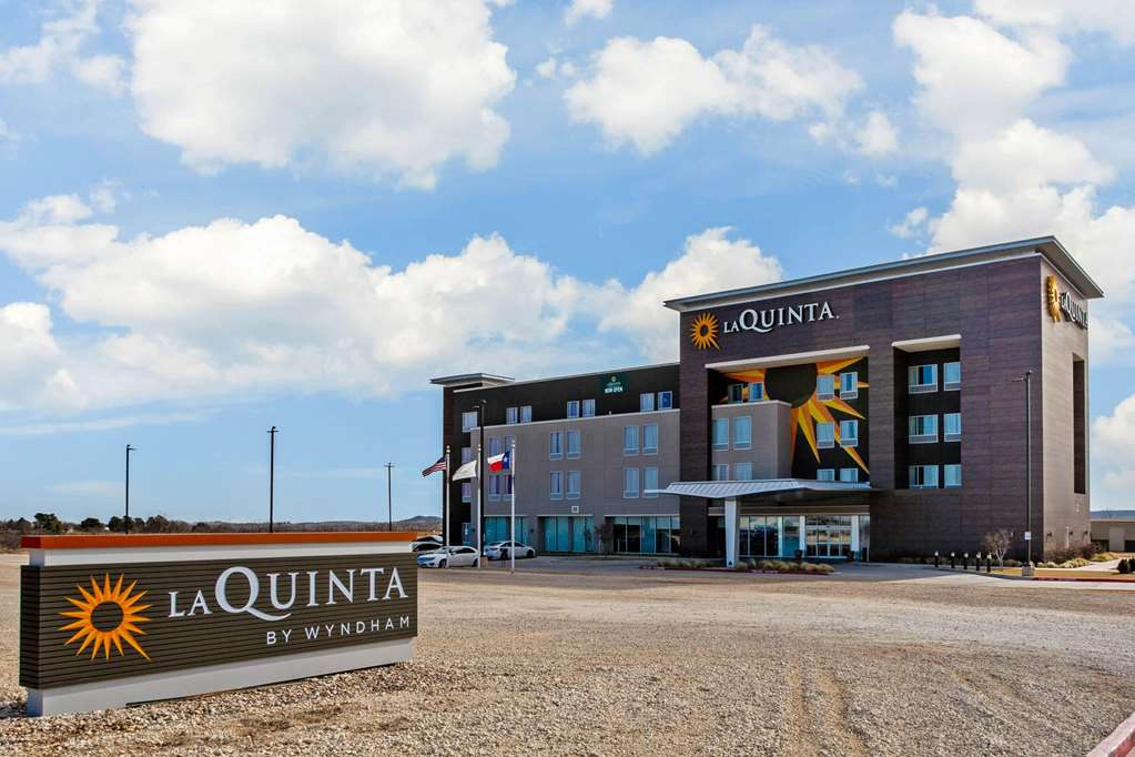 LA QUINTA INN STE SWEETWATER EAST
