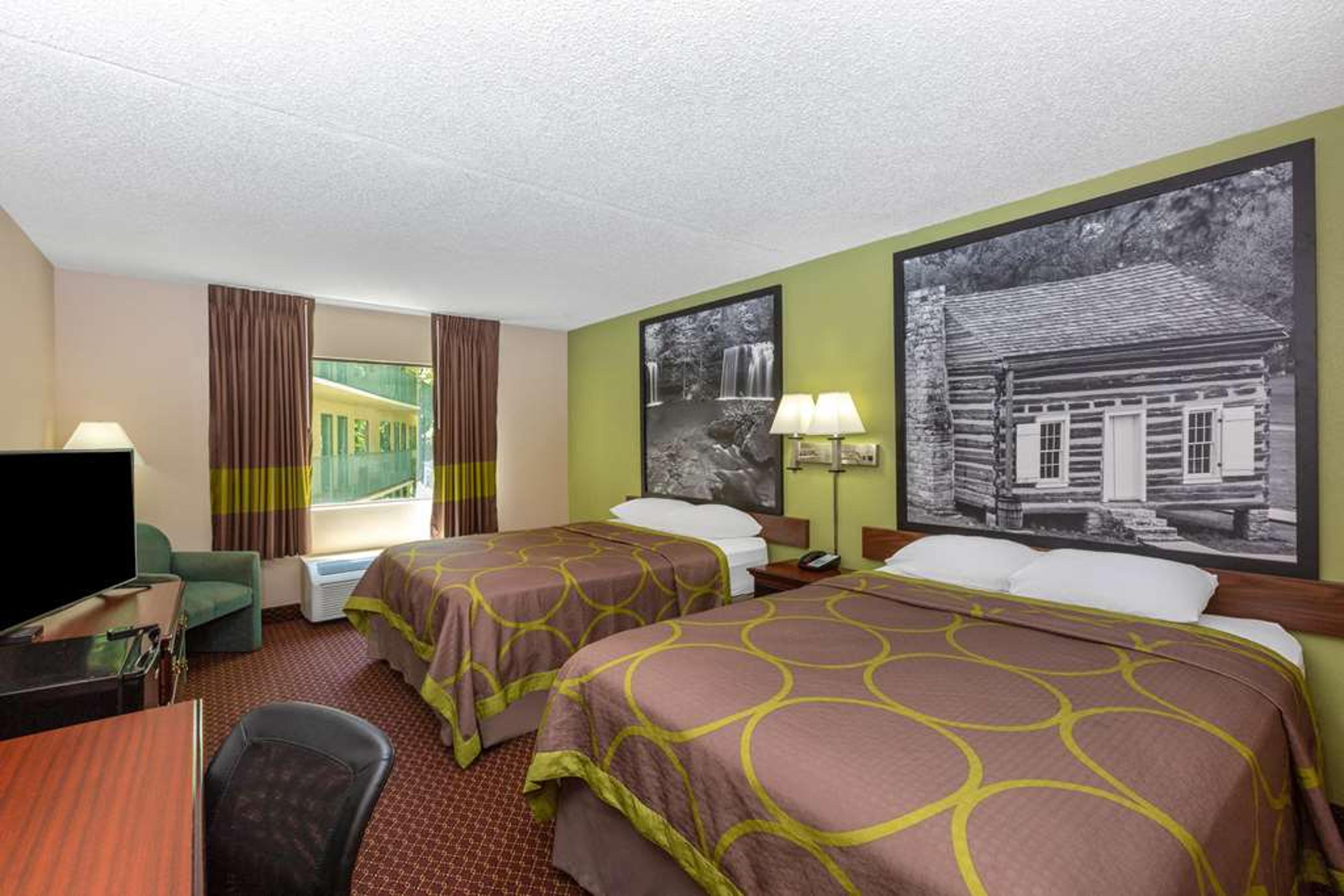 SUPER 8 BY WYNDHAM EUREKA SPRINGS