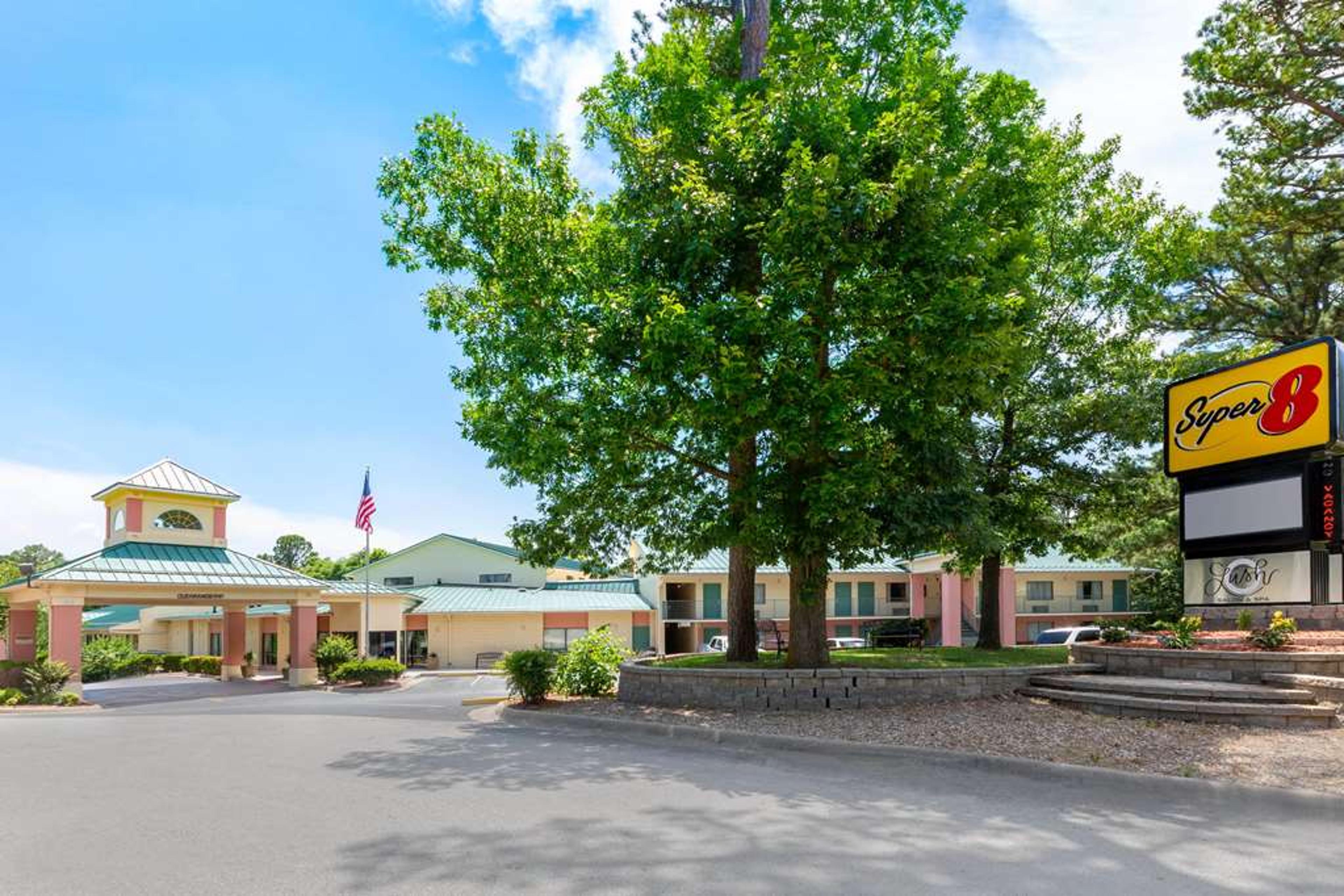 SUPER 8 BY WYNDHAM EUREKA SPRINGS