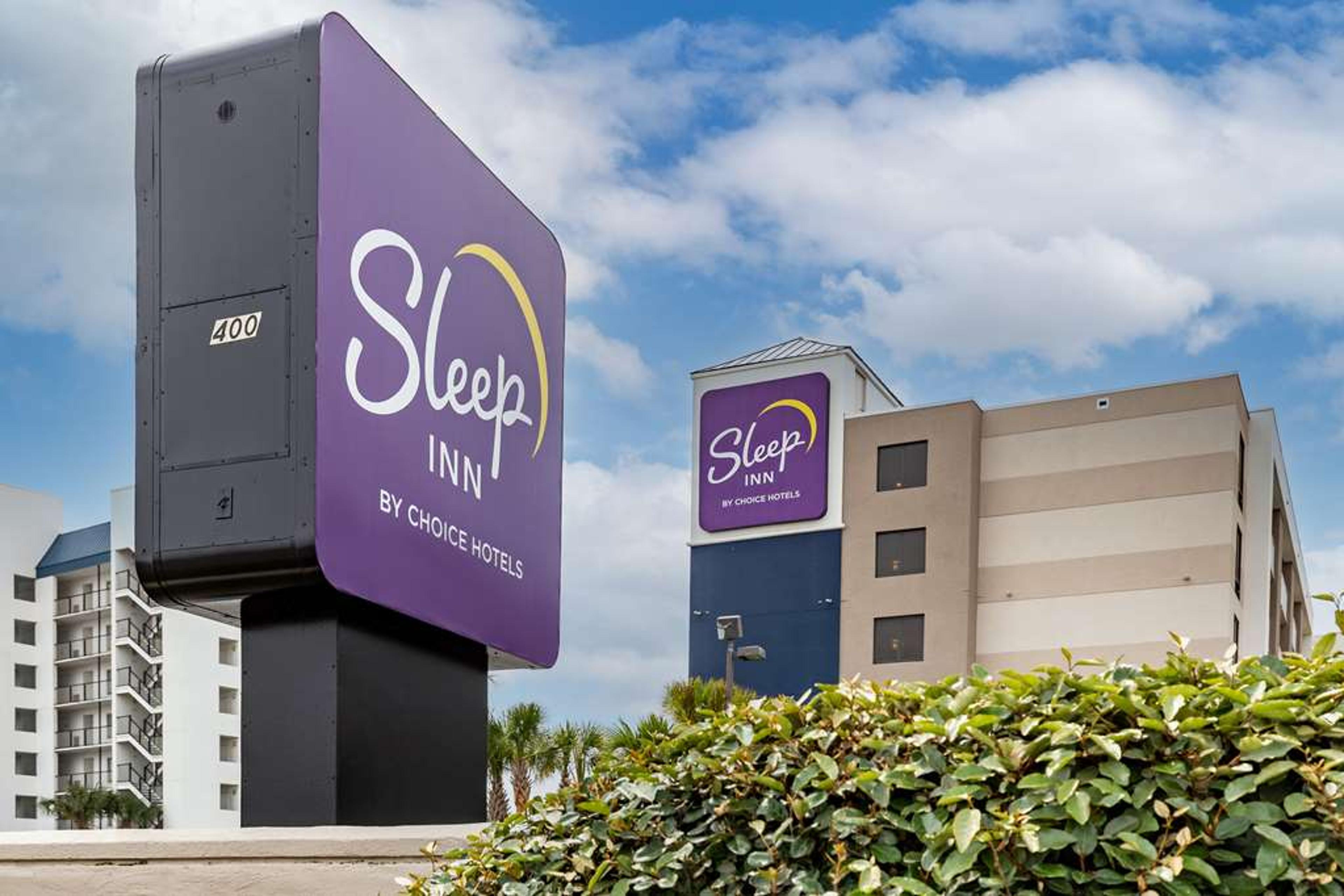 SLEEP INN ON THE BEACH