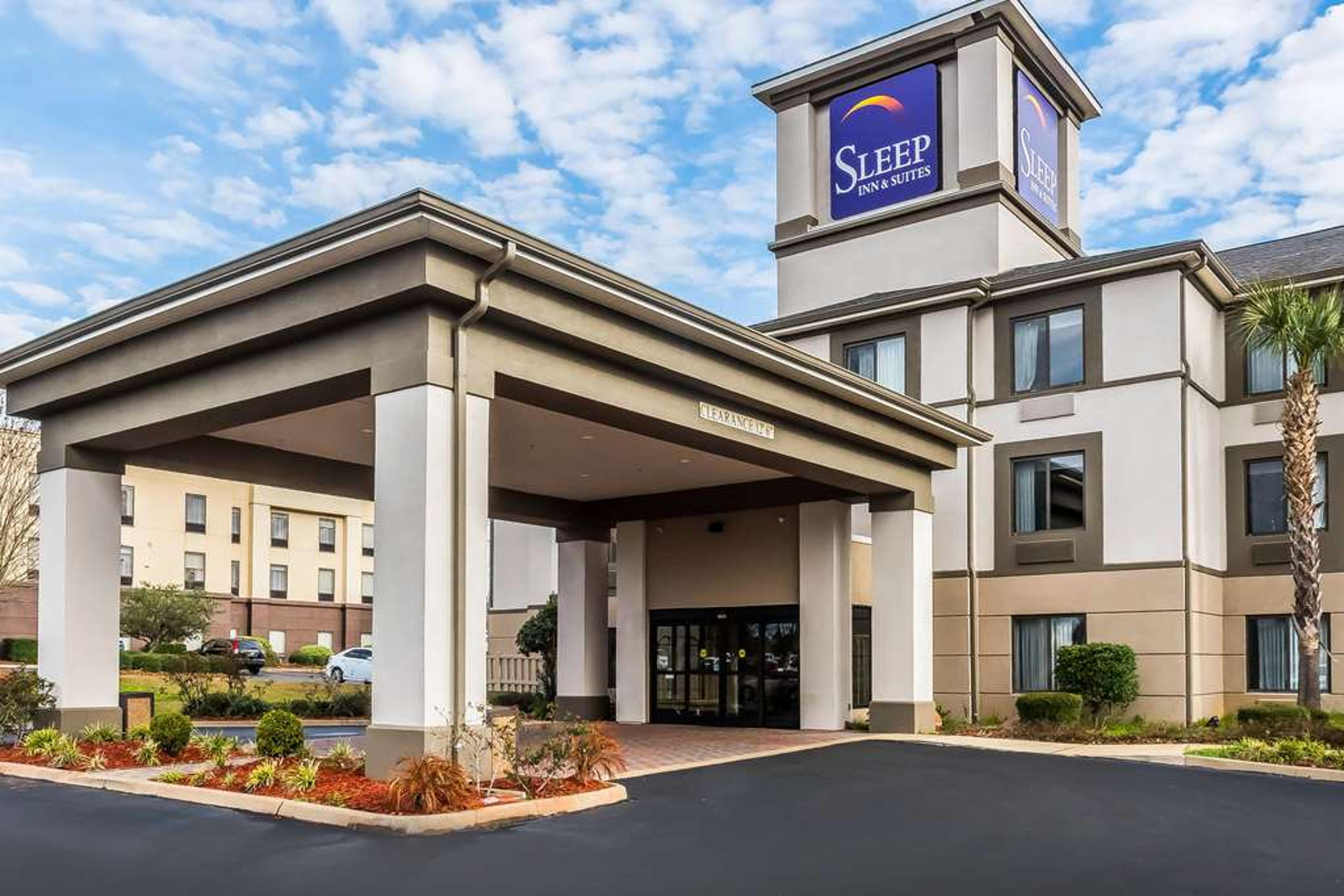 SLEEP INN AND SUITES DOTHAN