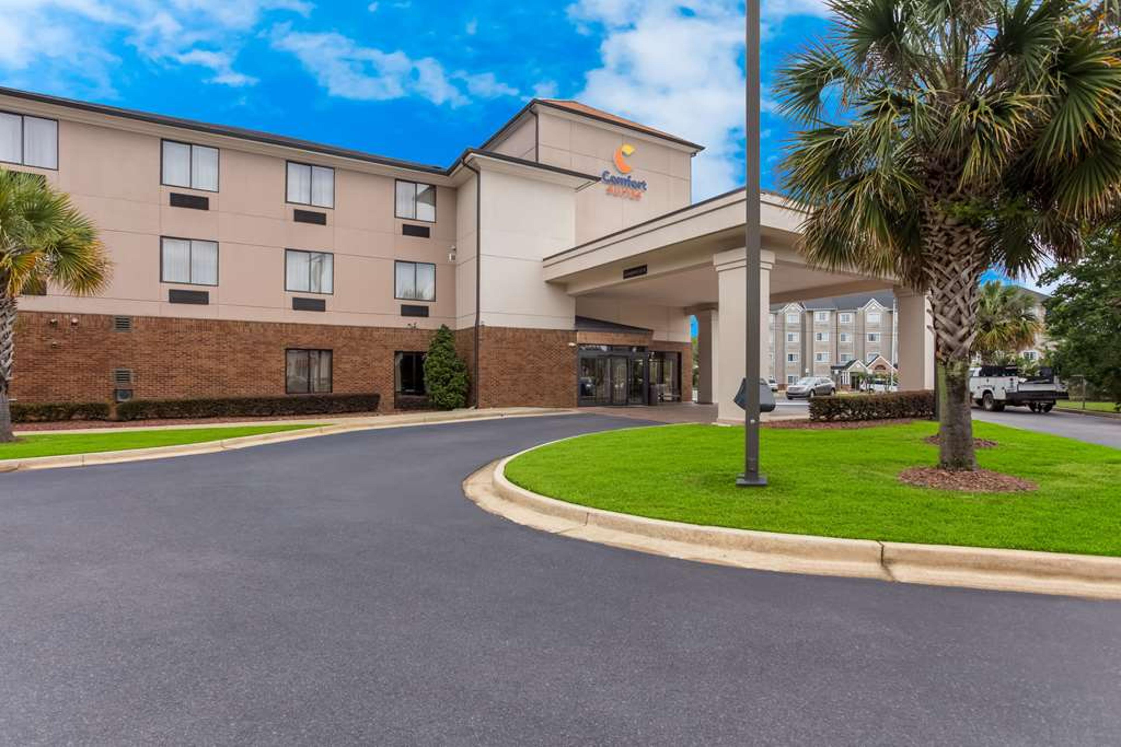 COMFORT SUITES NORTH MOBILE
