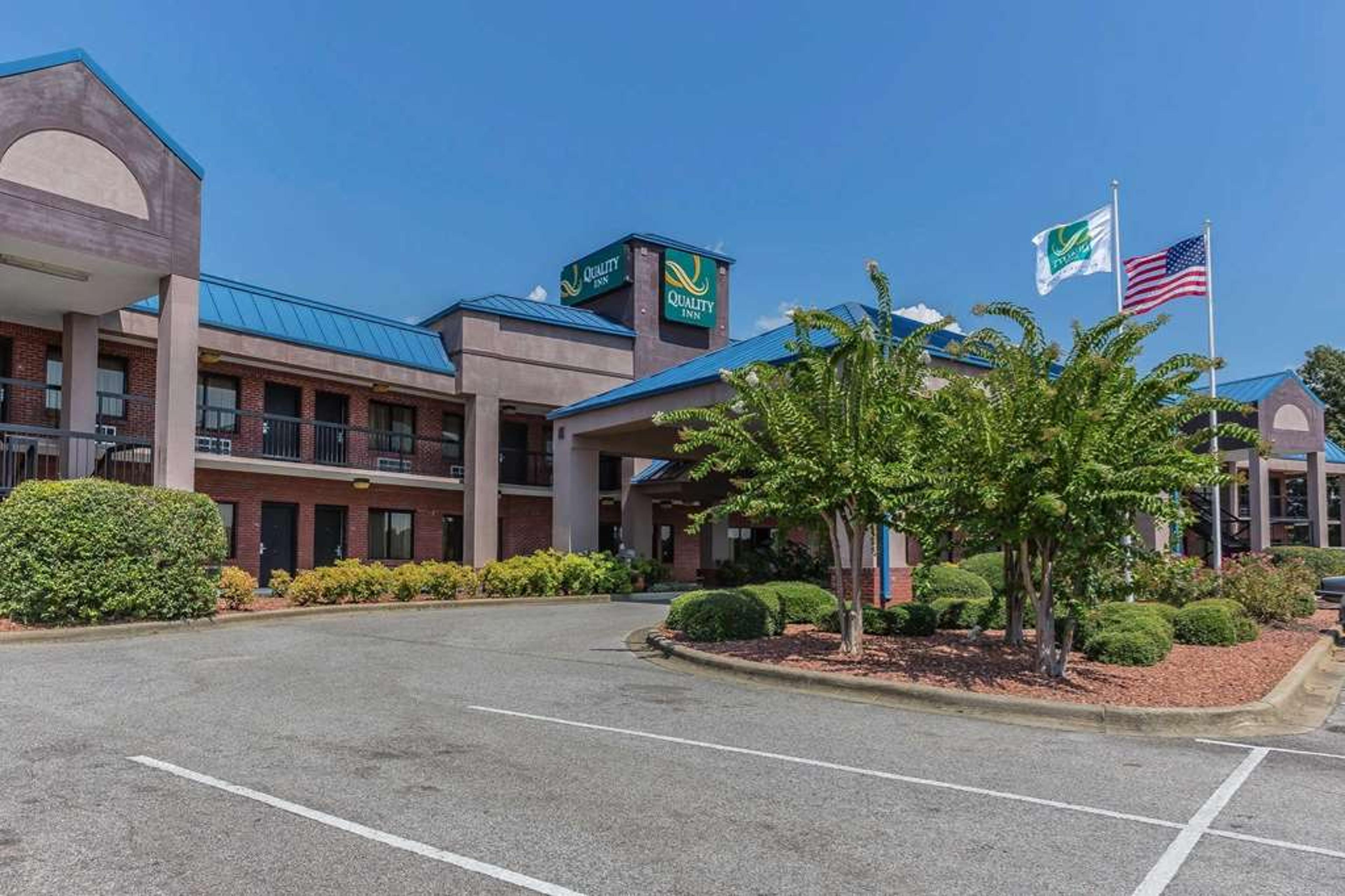 QUALITY INN CALERA I-65 EXIT 231