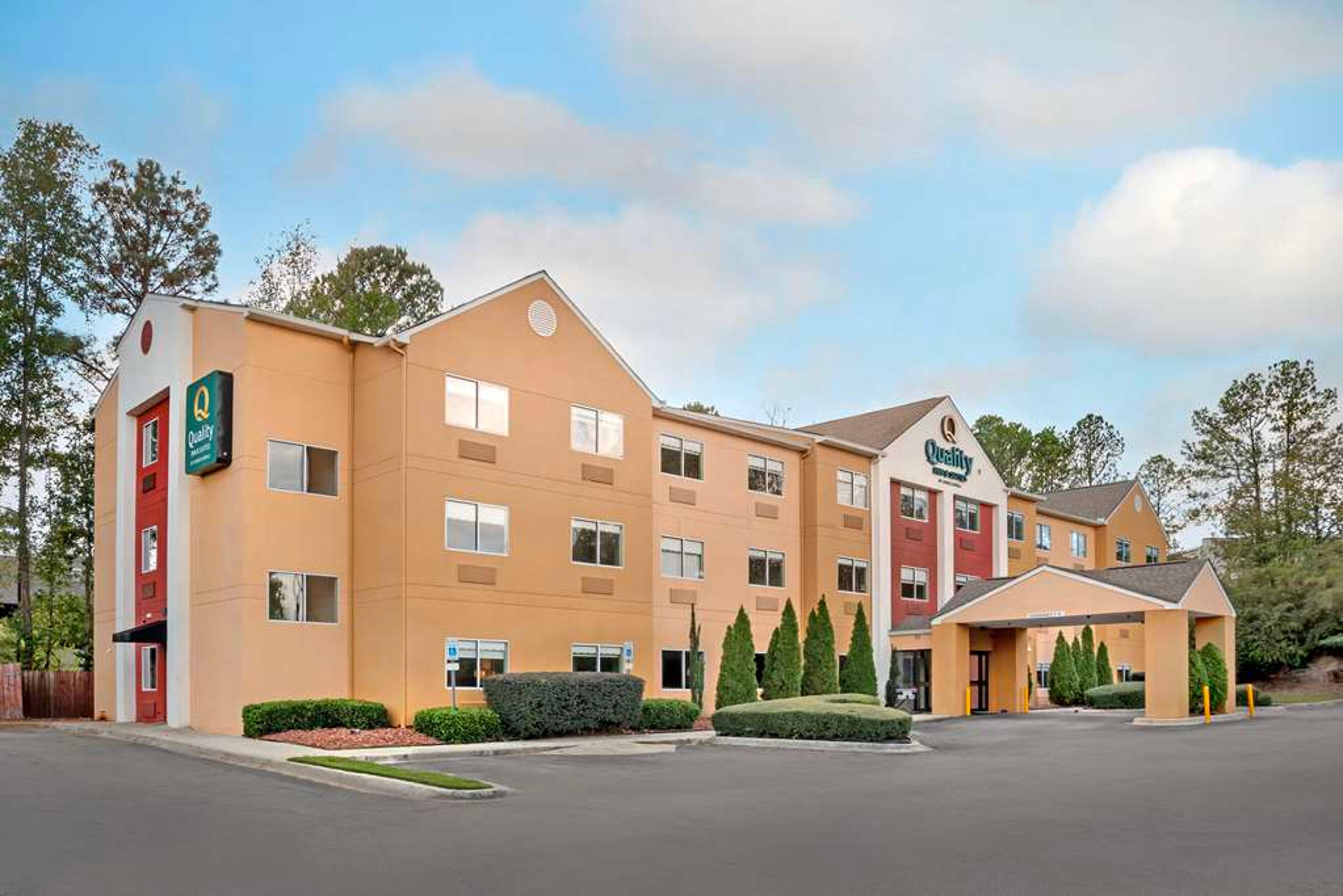 QUALITY INN AND SUITES BIRMINGHAM -