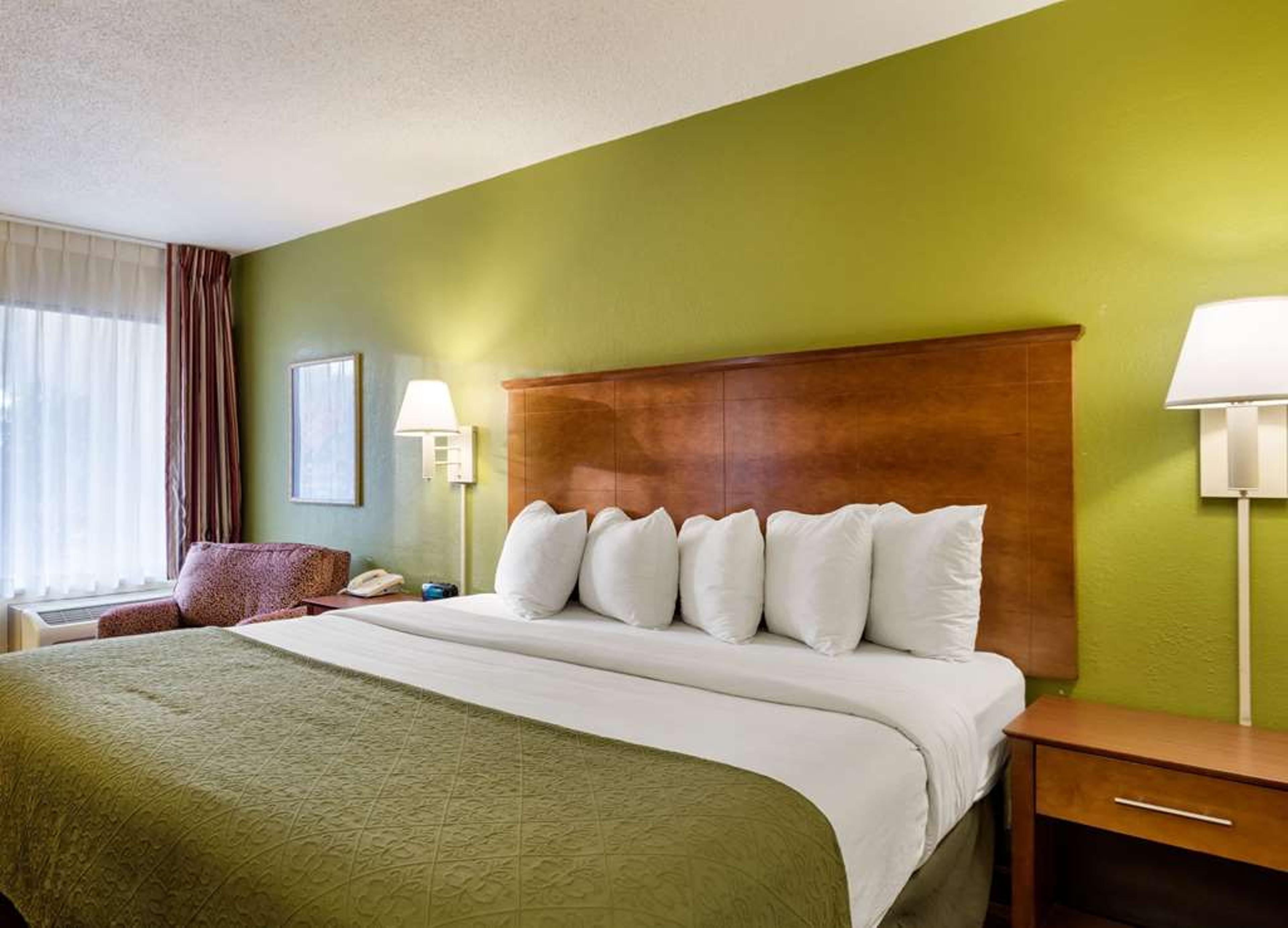 QUALITY INN BLYTHEVILLE