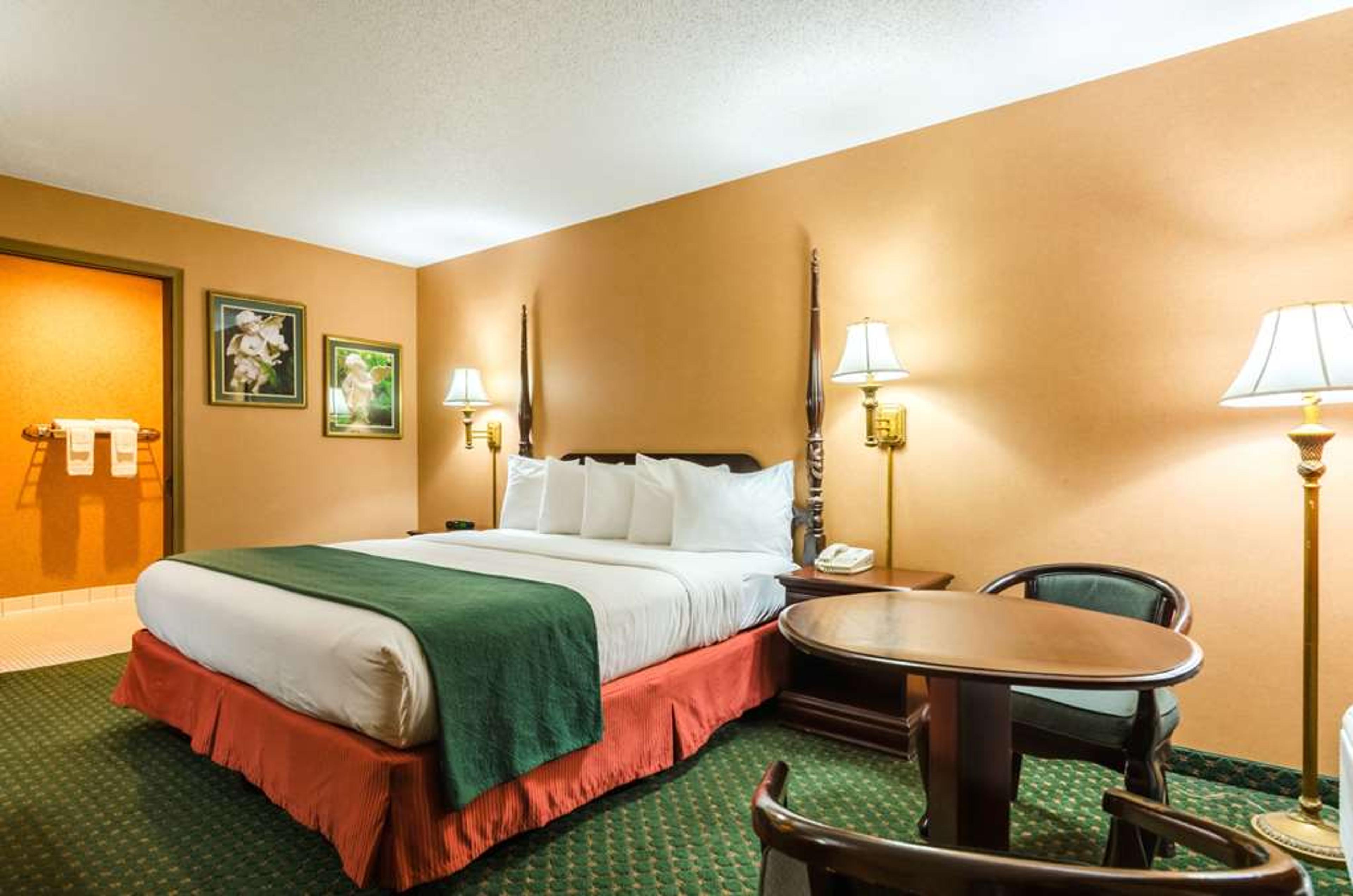 QUALITY INN EUREKA SPRINGS SOUTH