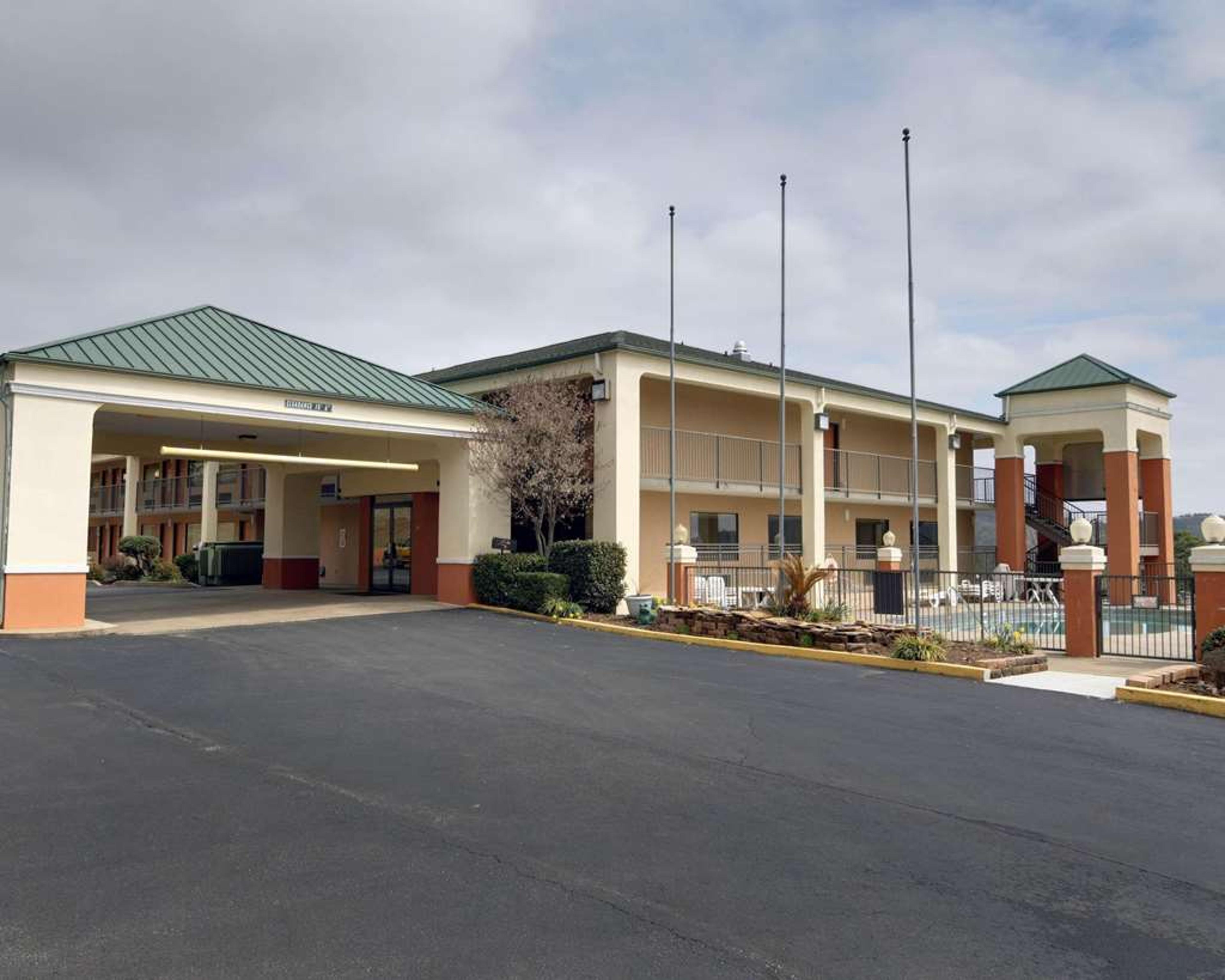 QUALITY INN AND SUITES