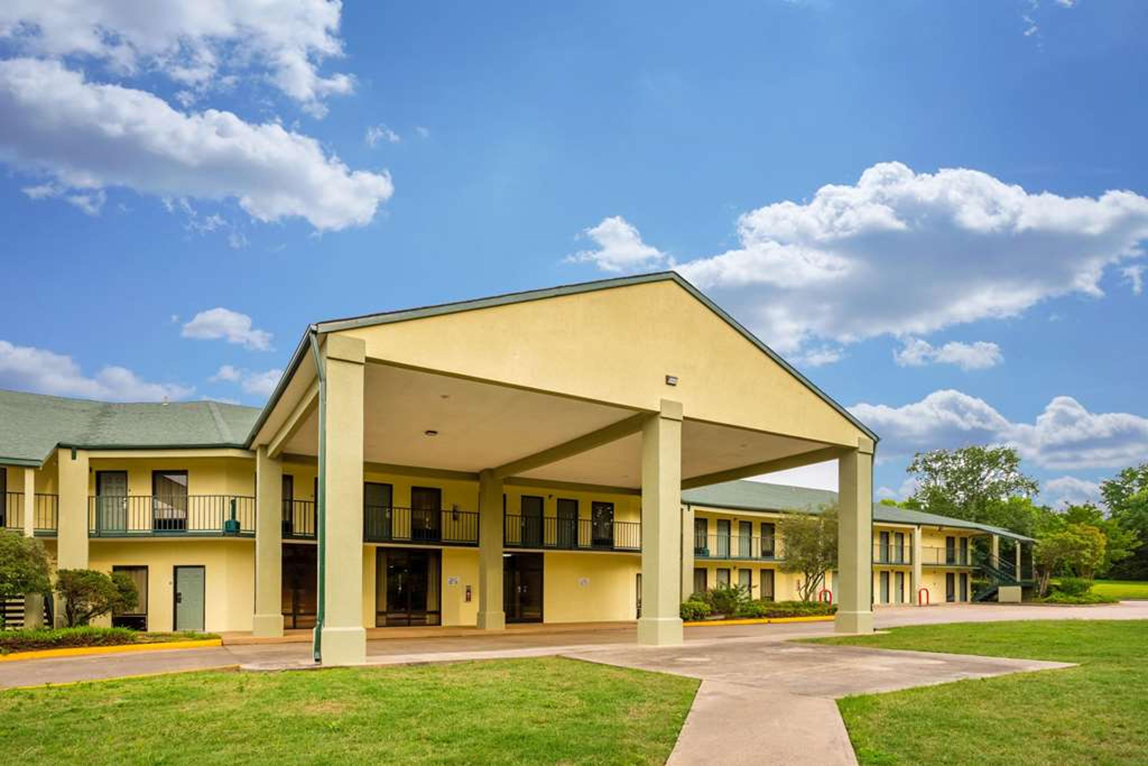 QUALITY INN AND CONFERENCE CENTER