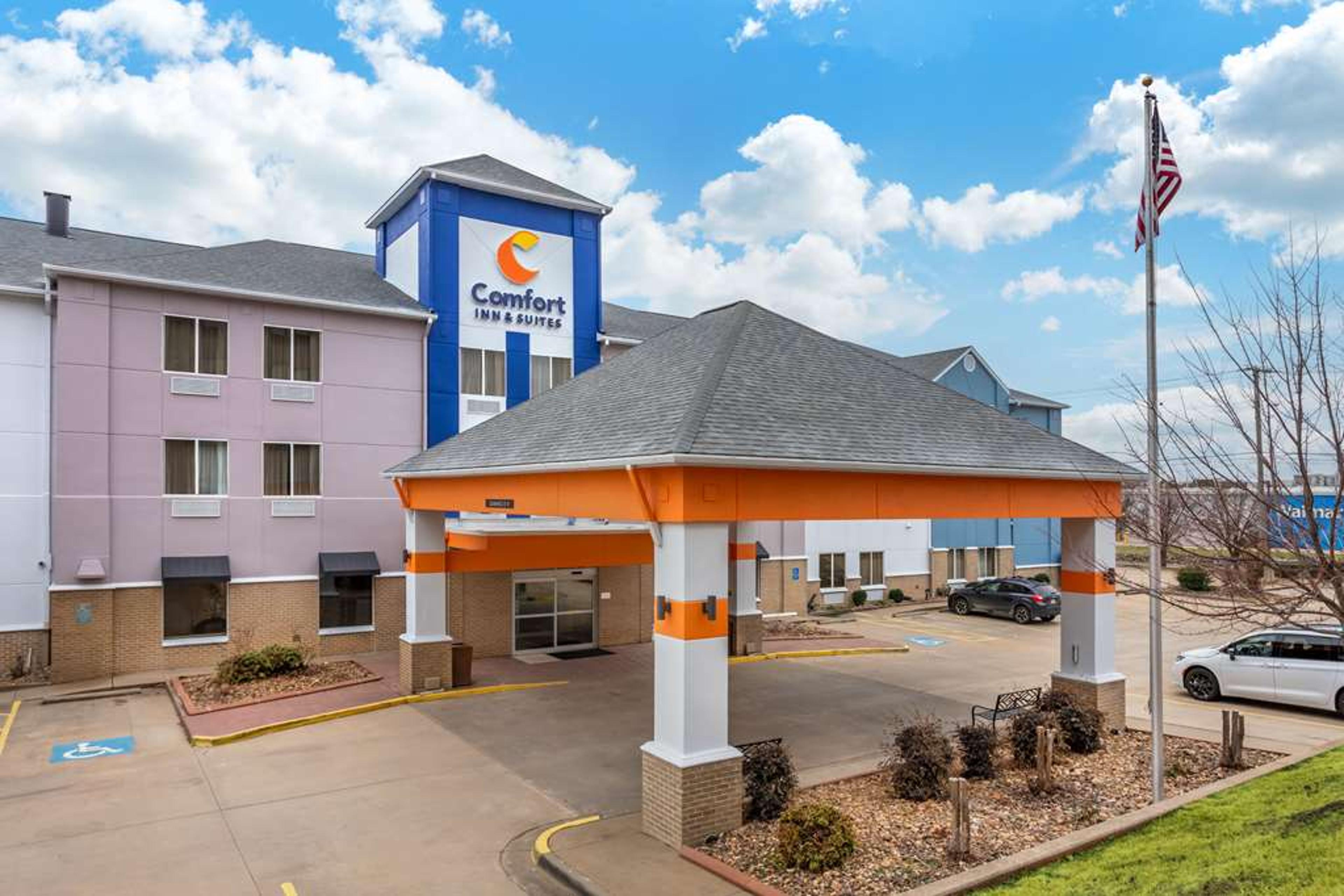 COMFORT INN & SUITES CONWAY