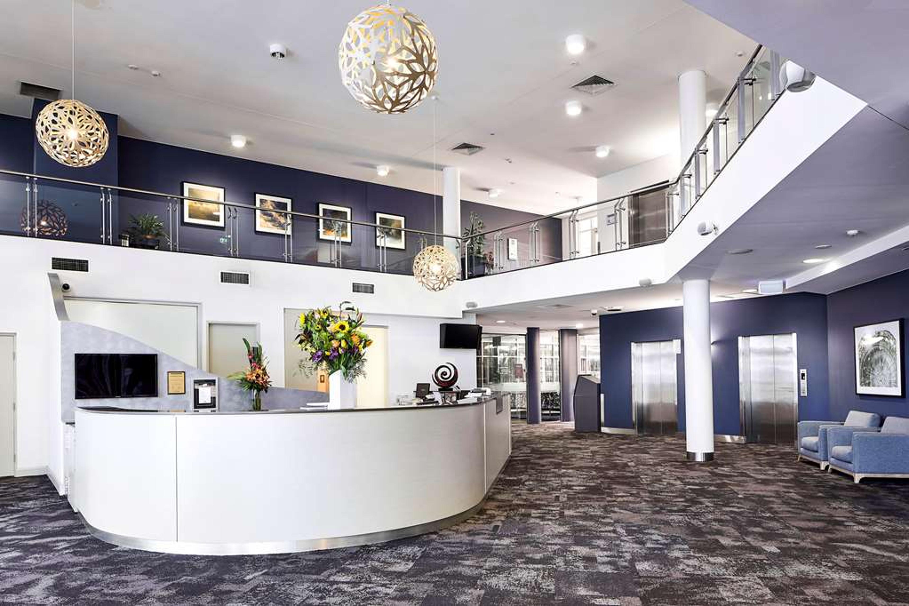QUALITY HOTEL DICKSON
