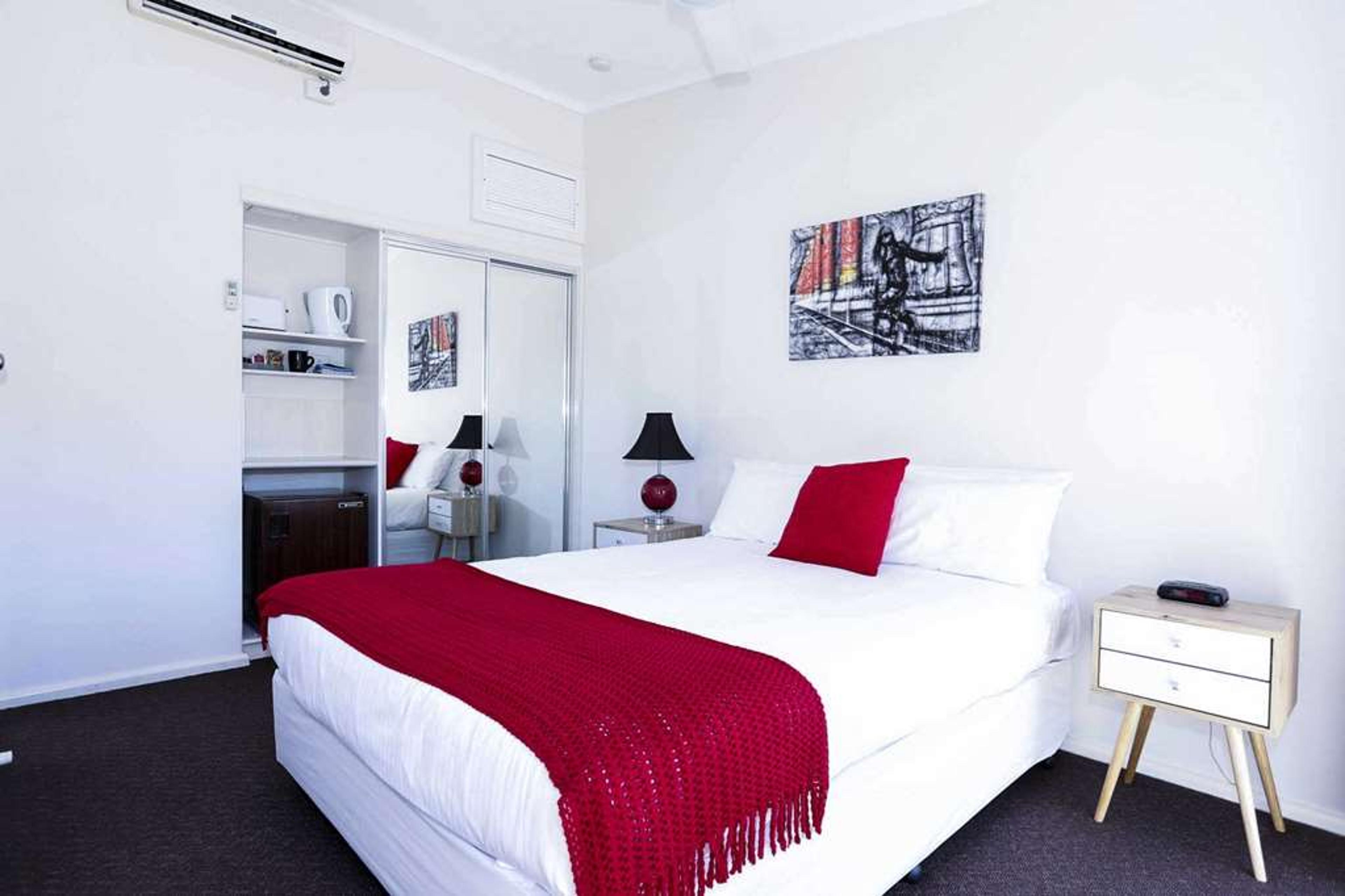 COMFORT INN PREMIER