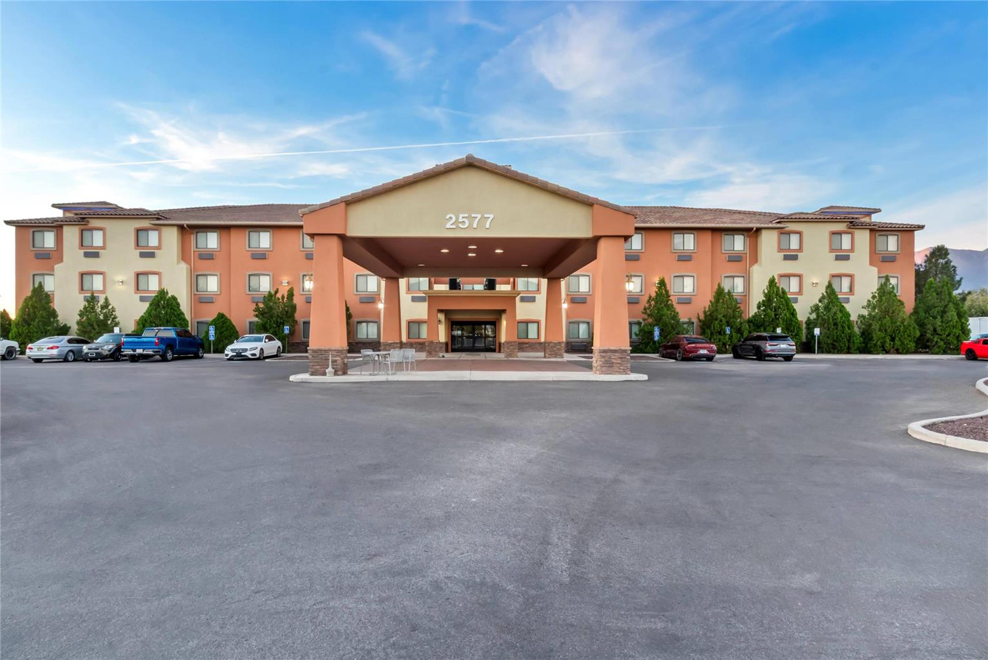 Hotel Photo 1