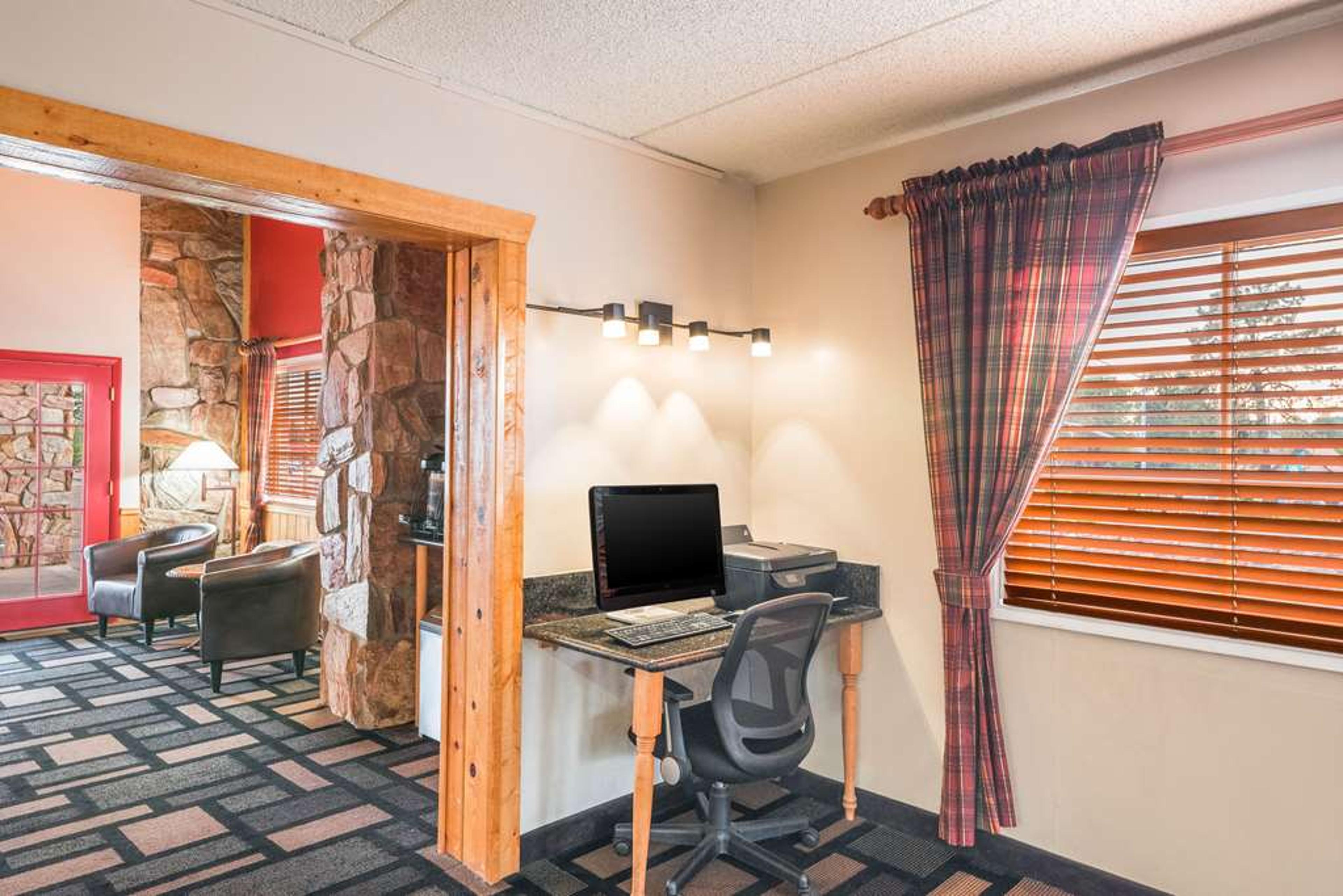 Hotel Photo 5