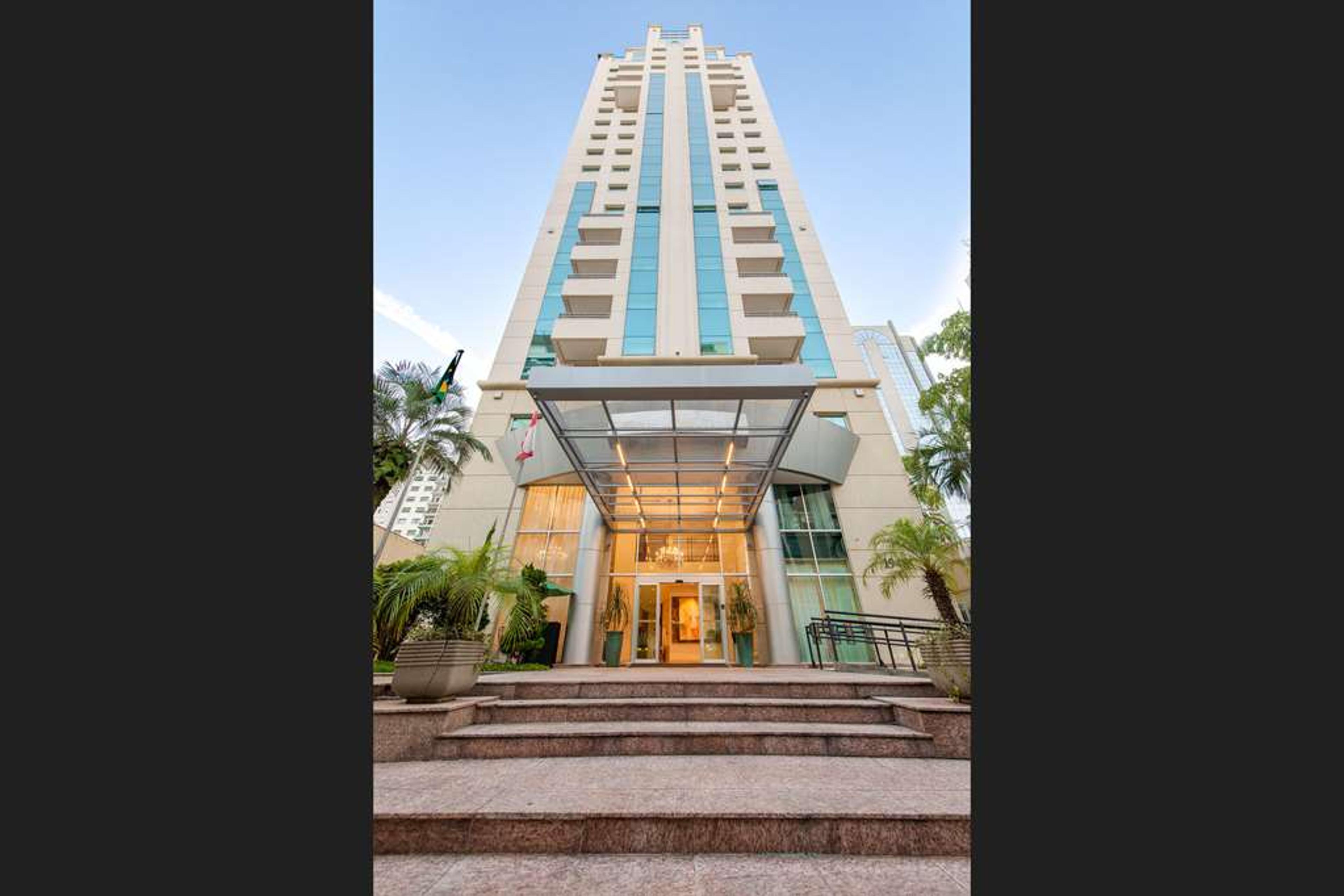 QUALITY SUITES OSCAR FREIRE