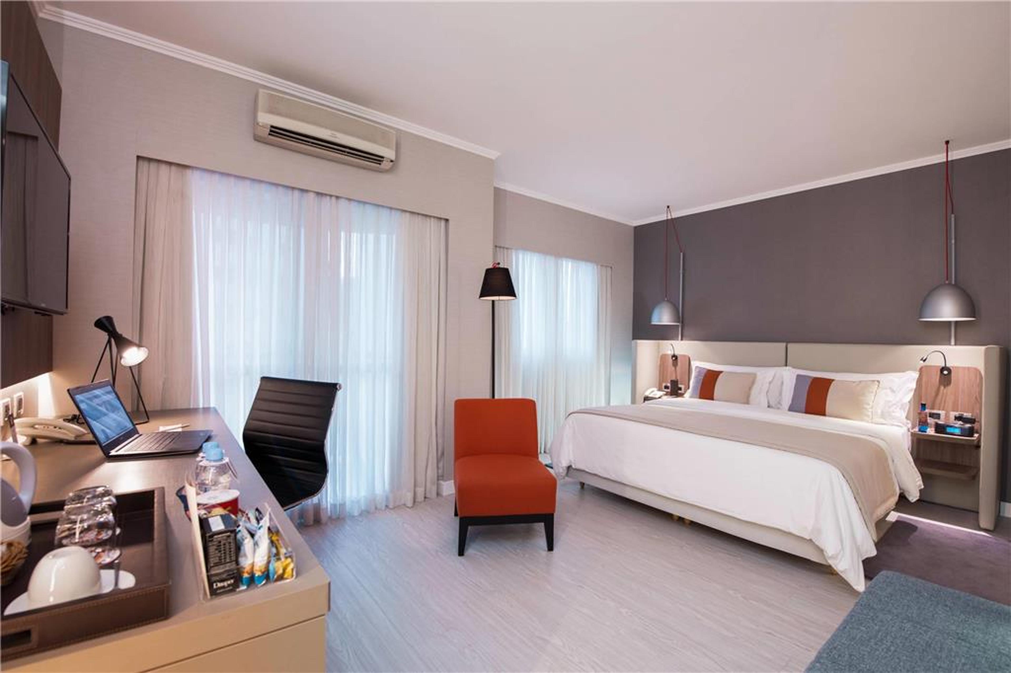 CLARION HOTEL FARIA LIMA