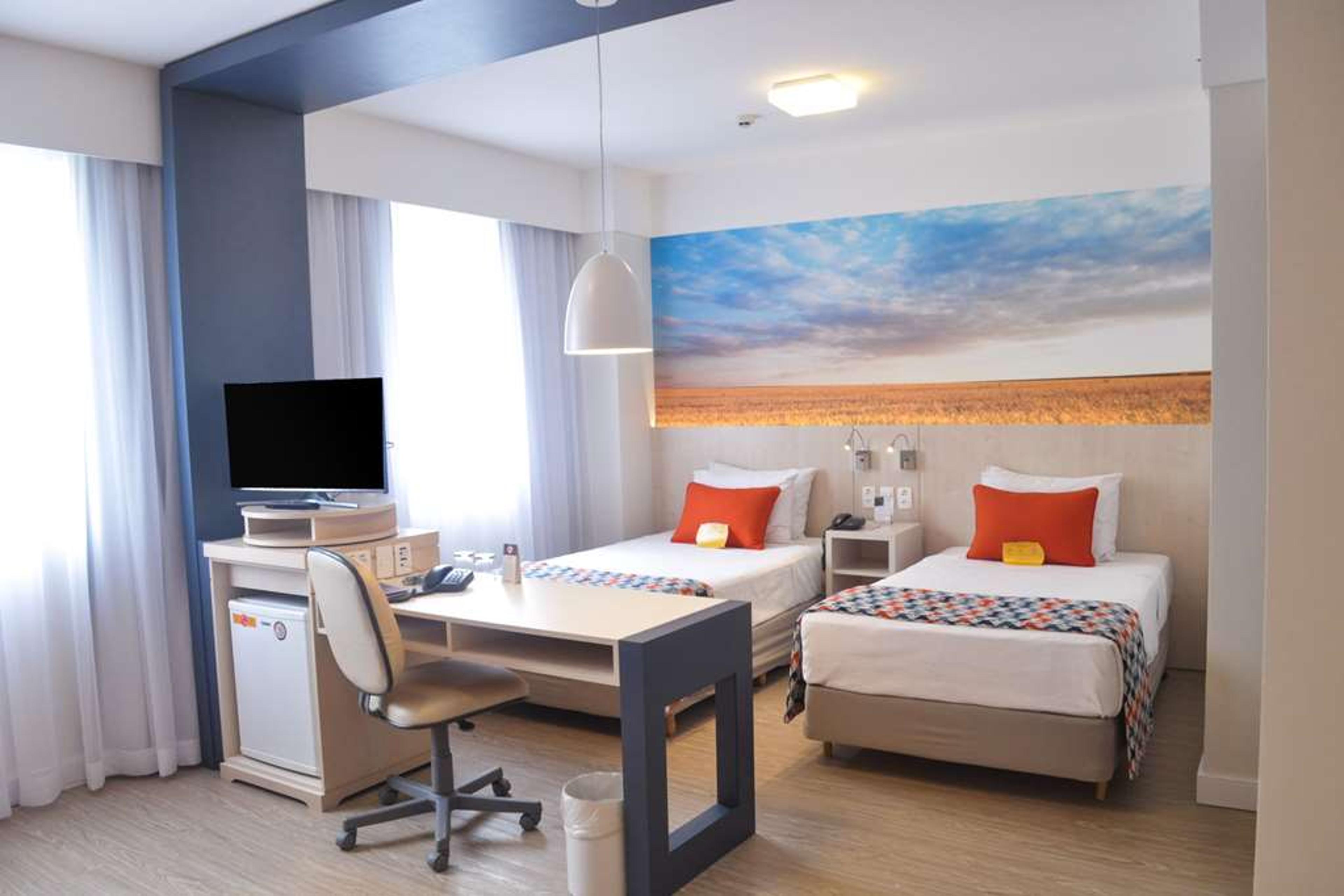 COMFORT SUITES ALPHAVILLE