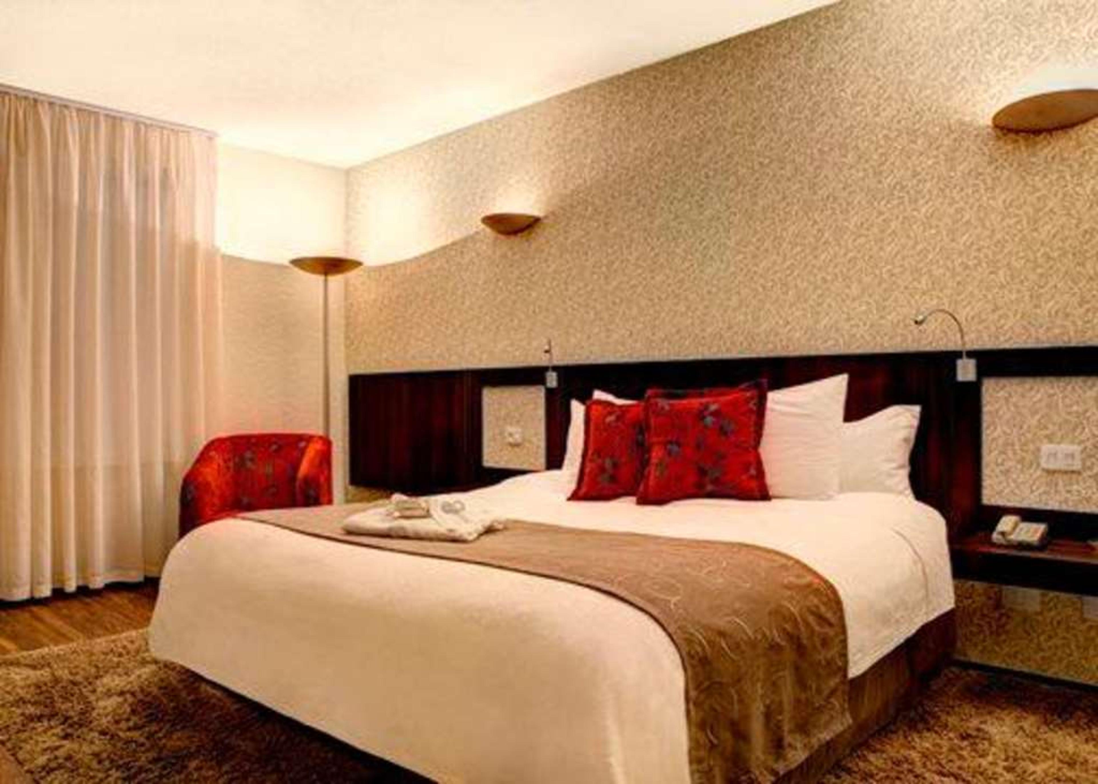 QUALITY HOTEL CURITIBA