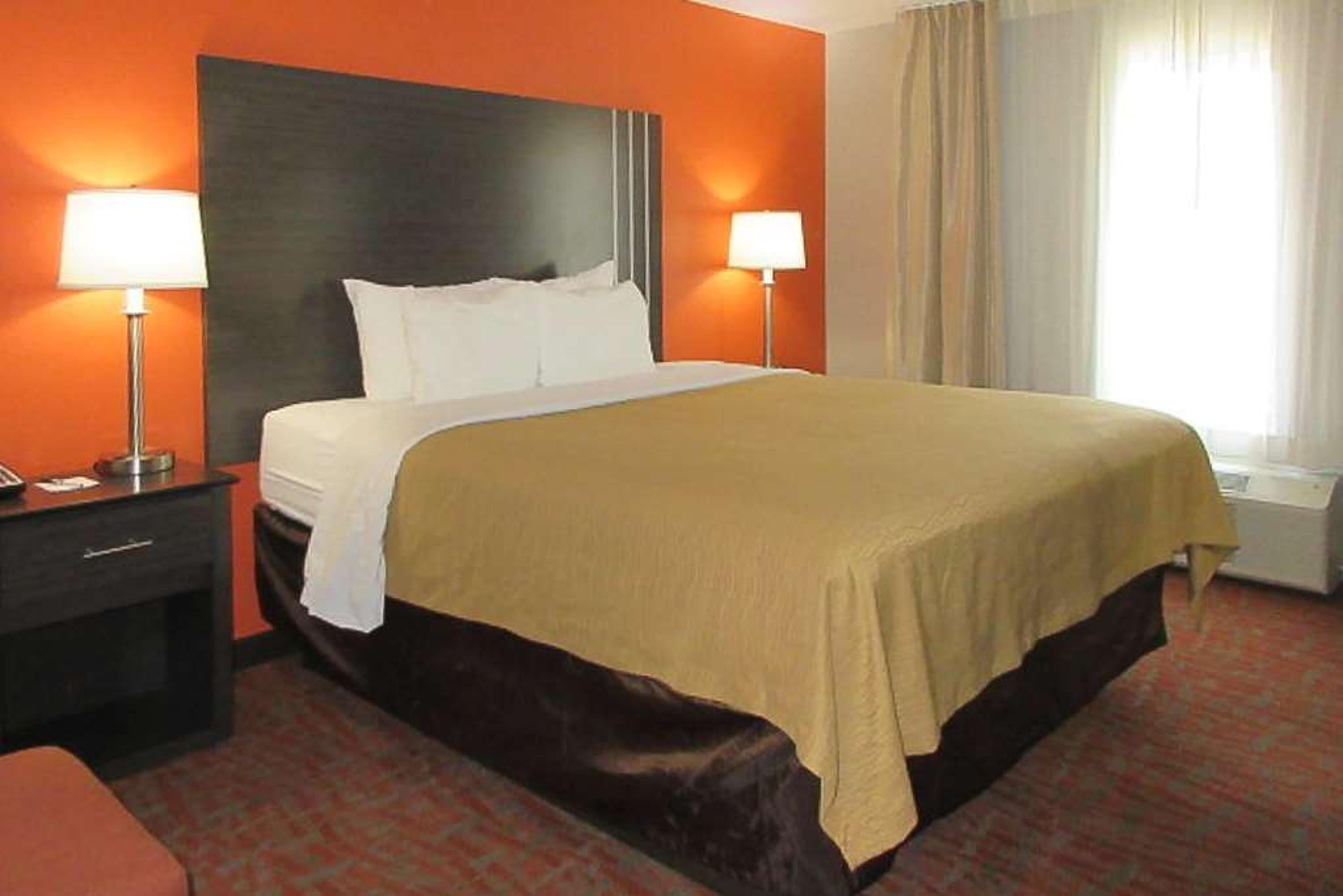 QUALITY INN AND SUITES FRESNO NORTH