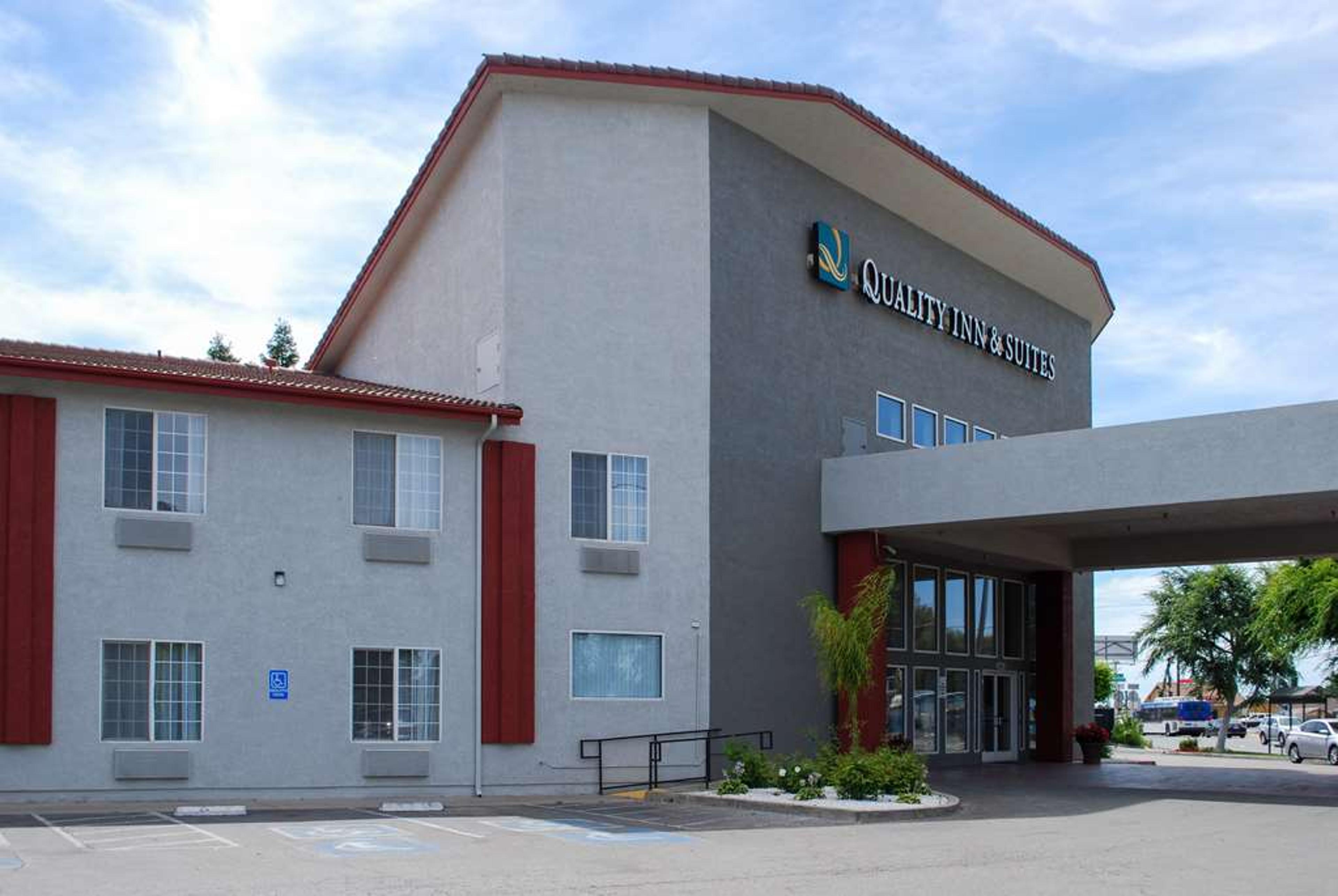 QUALITY INN AND SUITES FRESNO NORTH