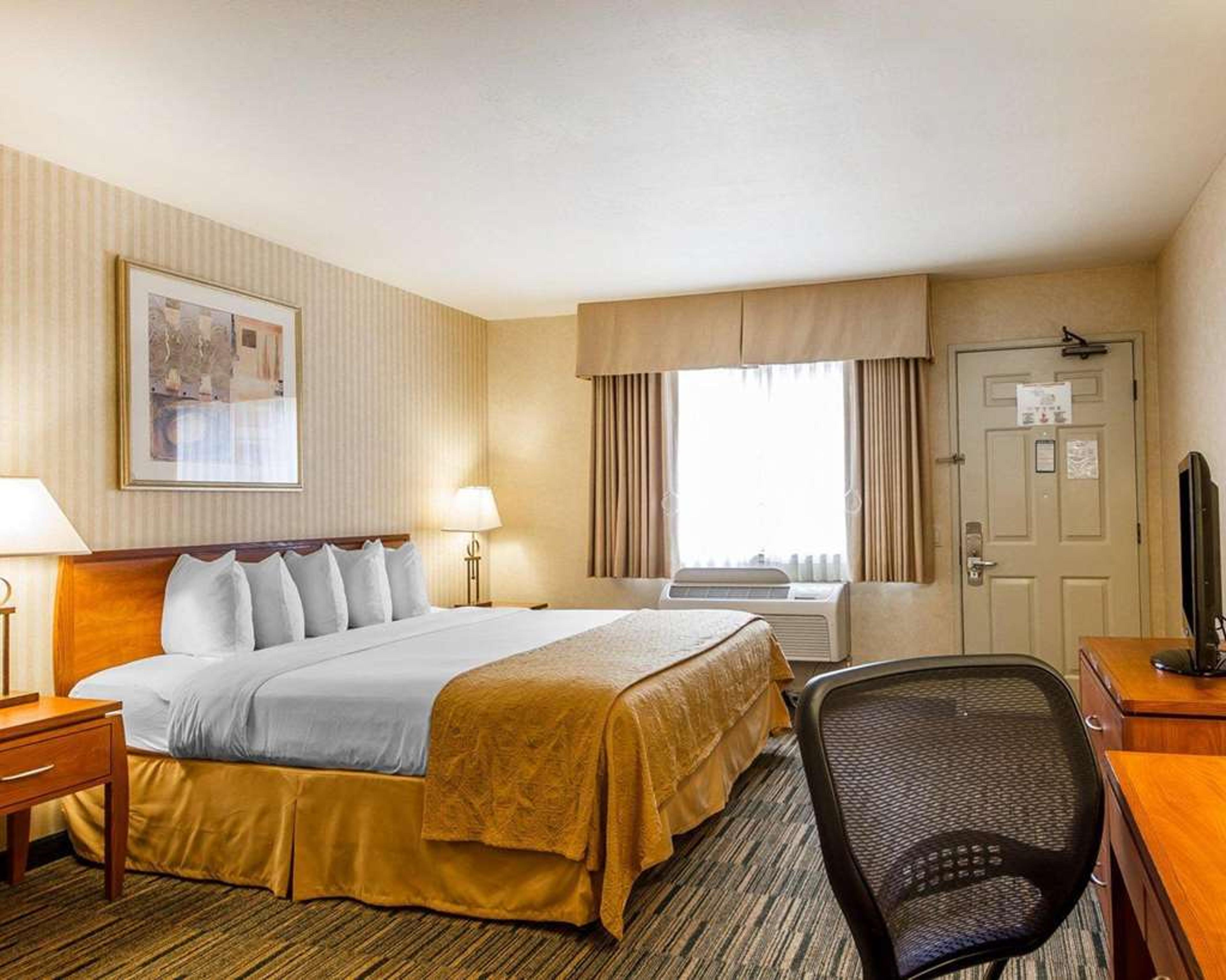 QUALITY INN PETALUMA - SONOMA