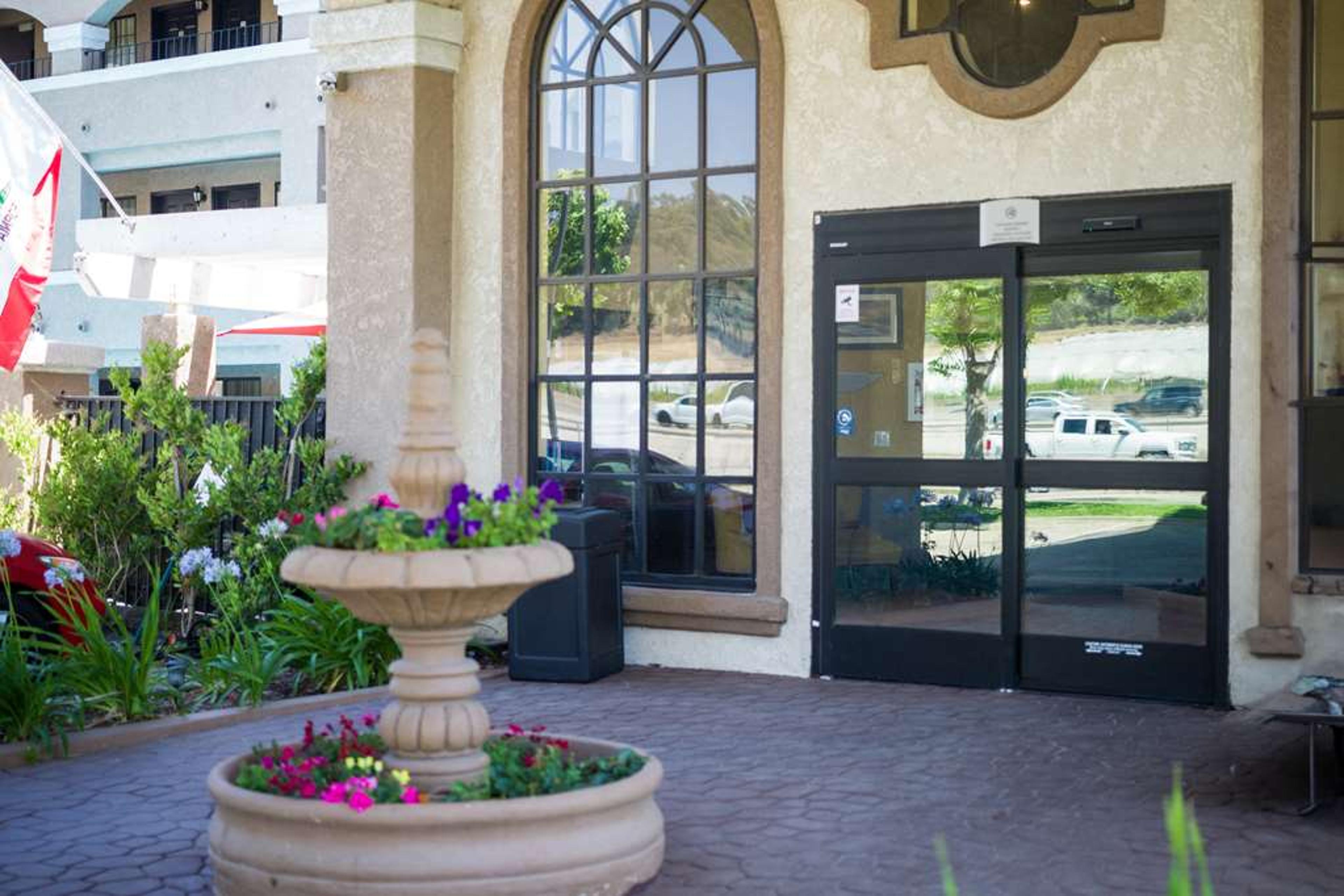 QUALITY INN AND SUITES CAMARILLO-OX