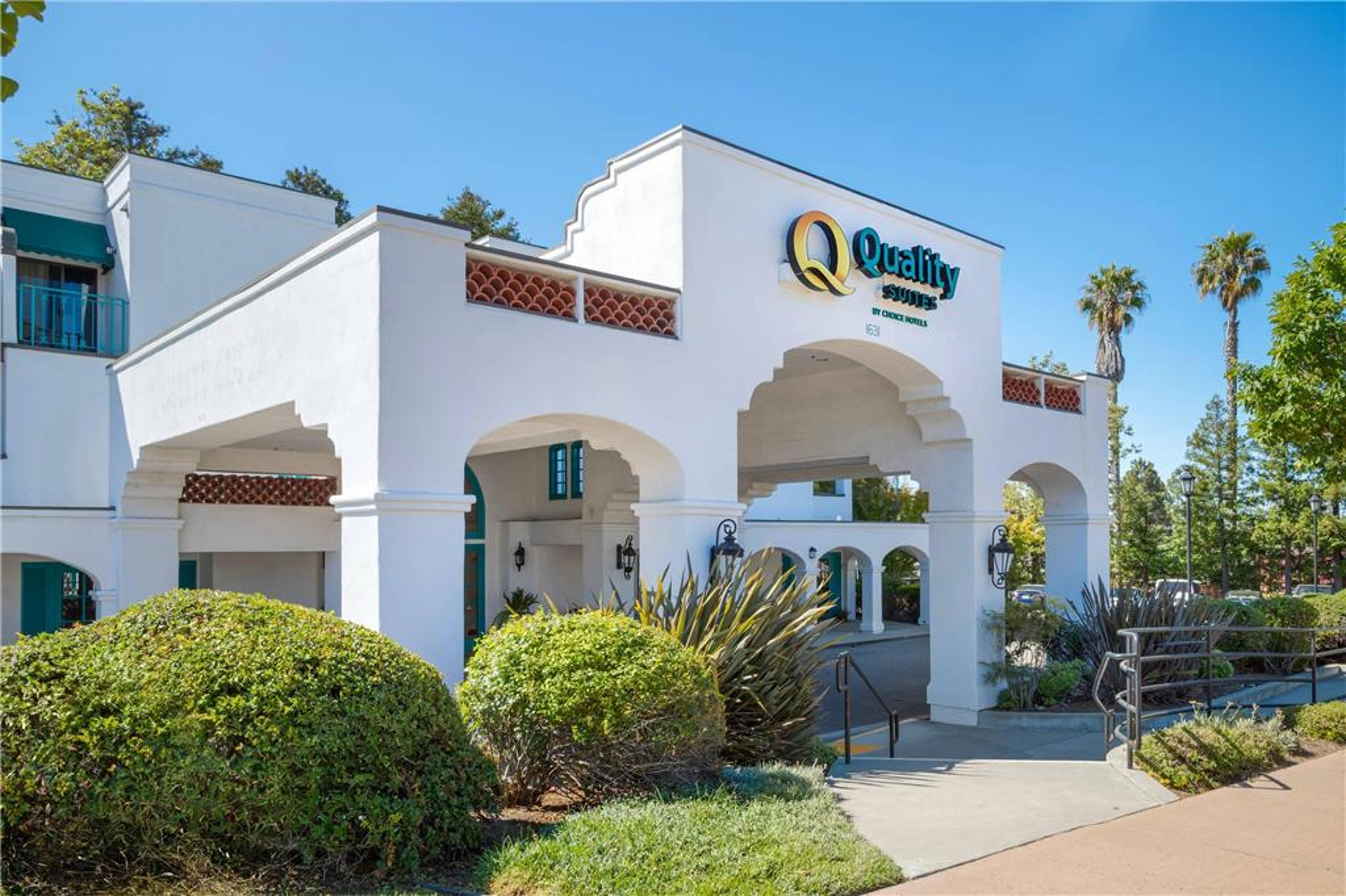 QUALITY SUITES DOWNTOWN SAN LUIS OB