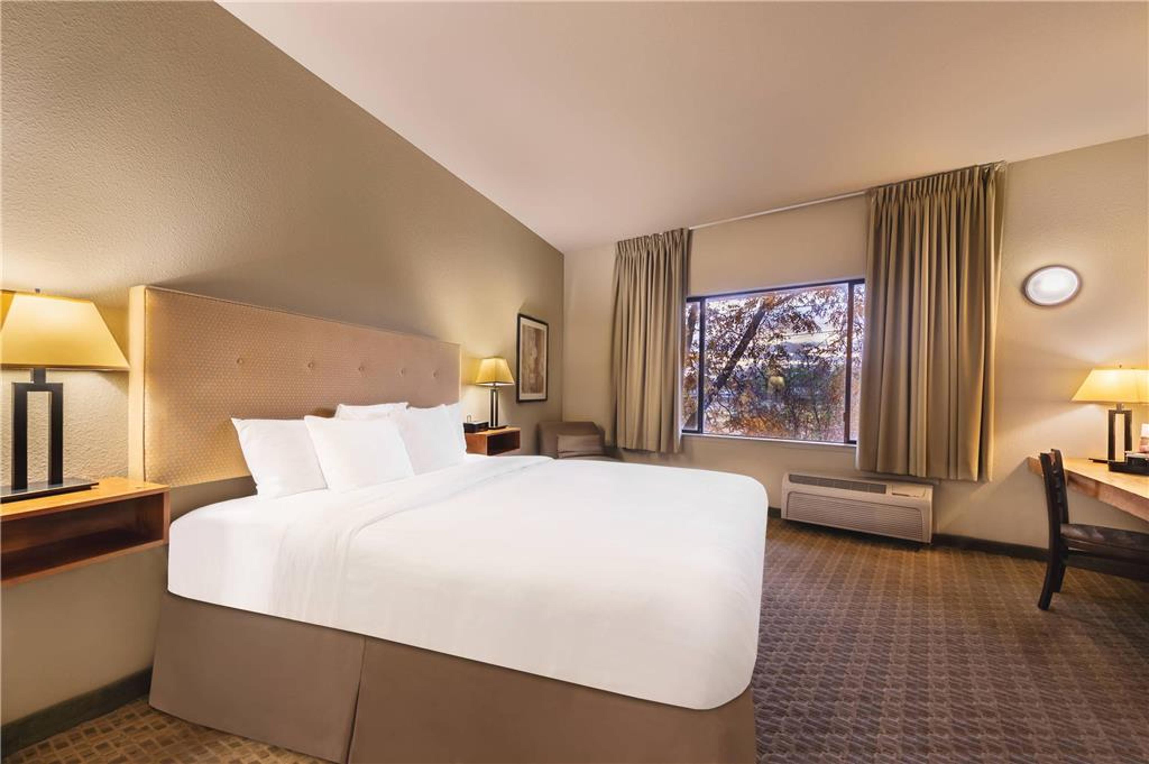 GAIA HOTEL AND SPA REDDING AN ASCEN