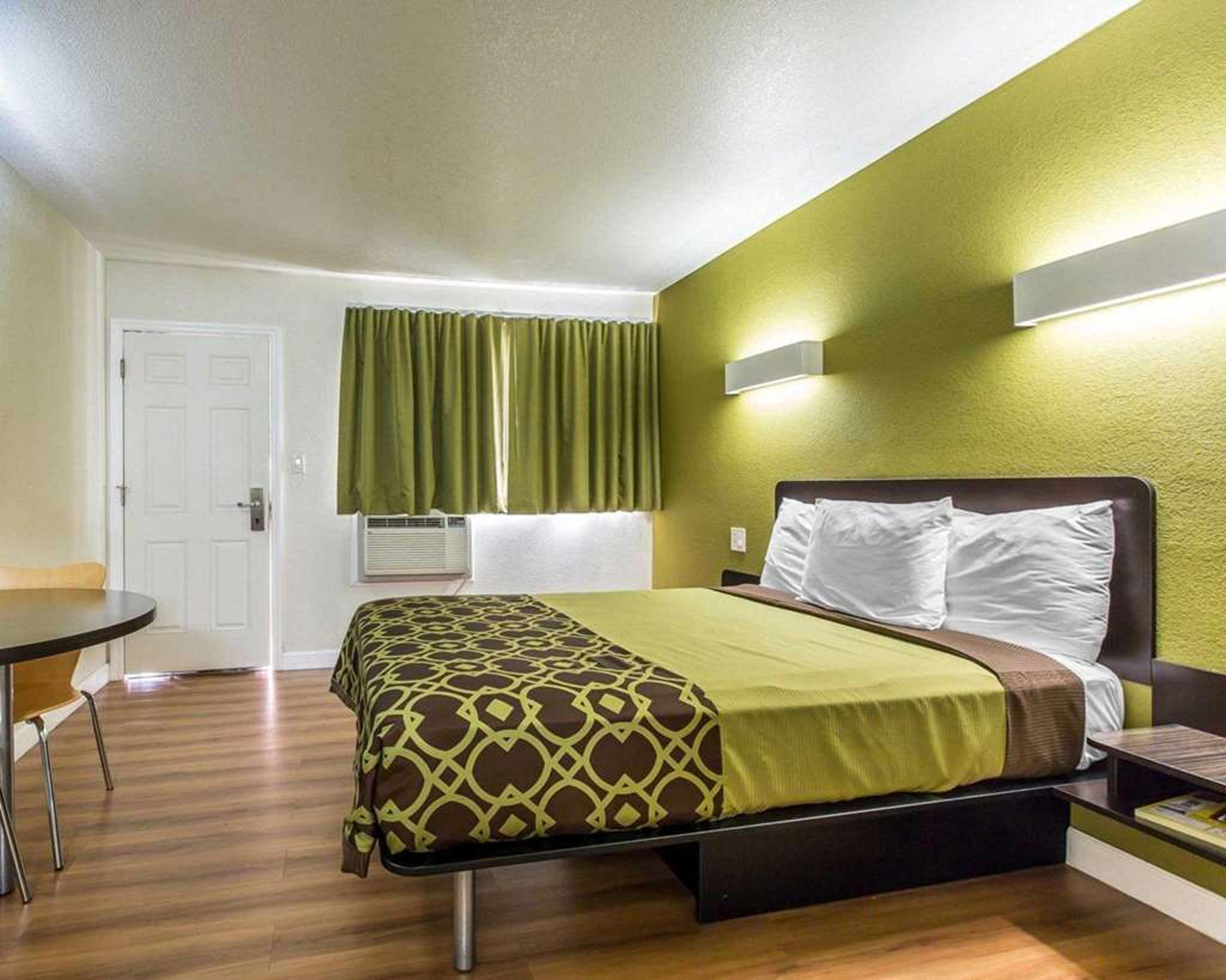 RODEWAY INN DOWNTOWN HANFORD