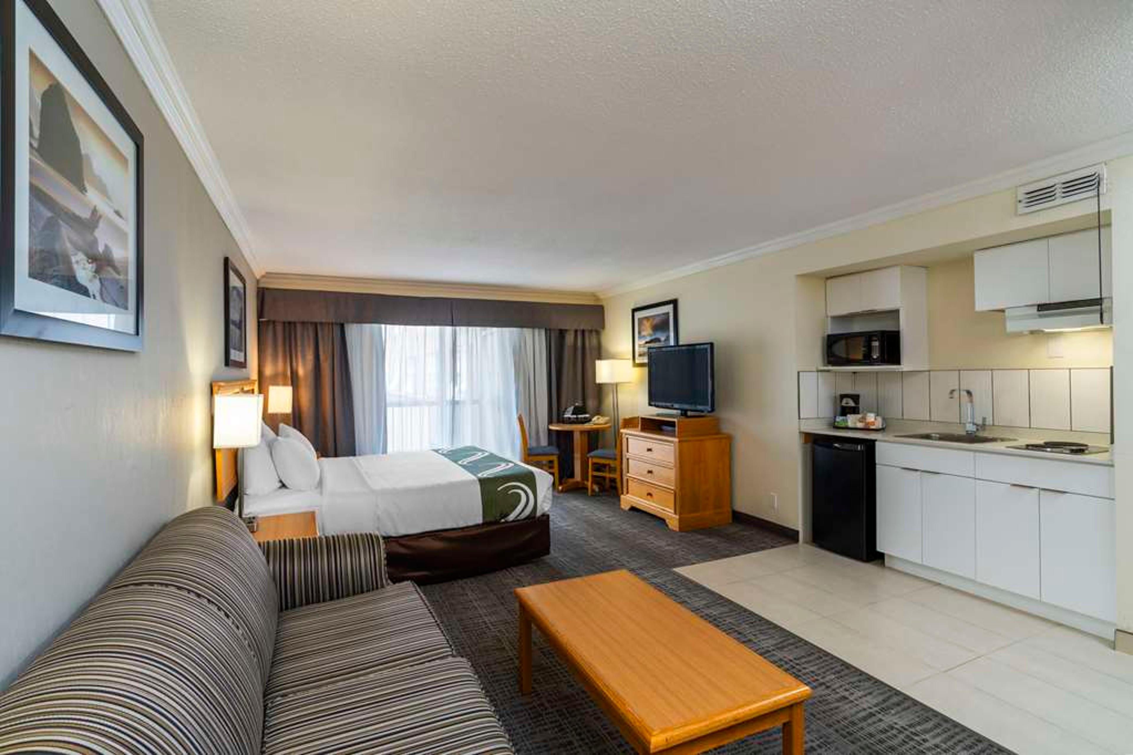 QUALITY INN DOWNTOWN INNER HARBOUR