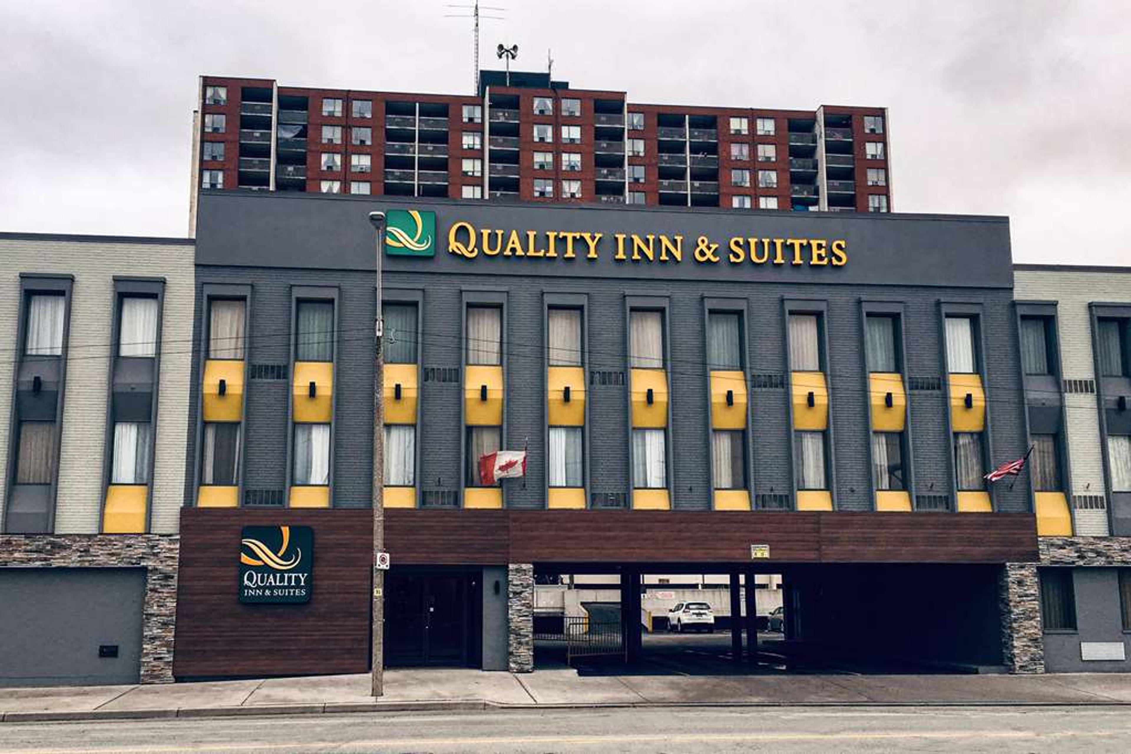 QUALITY INN AND SUITES DOWNTOWN