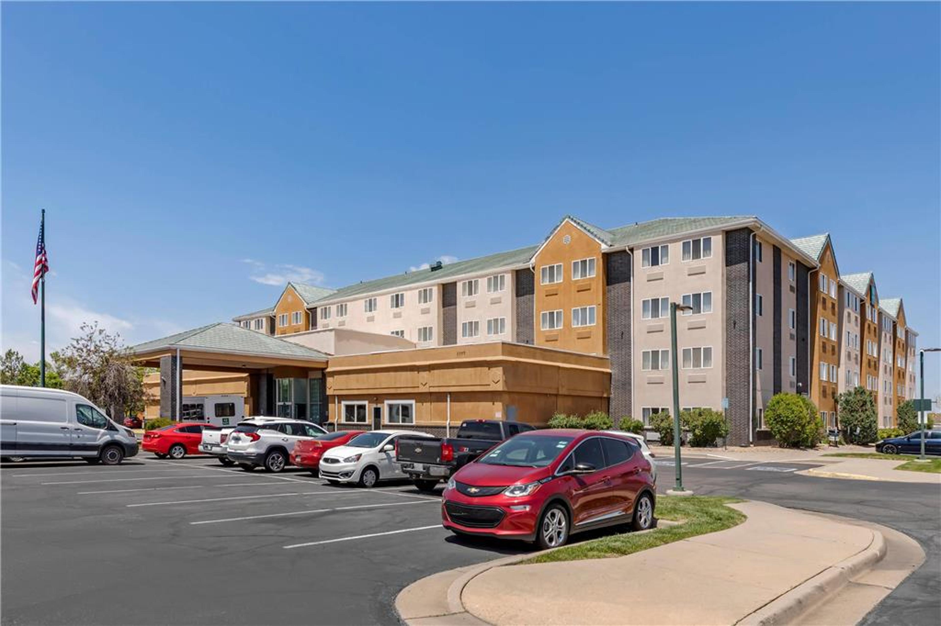 QUALITY INN AND SUITES DENVER AIRPO