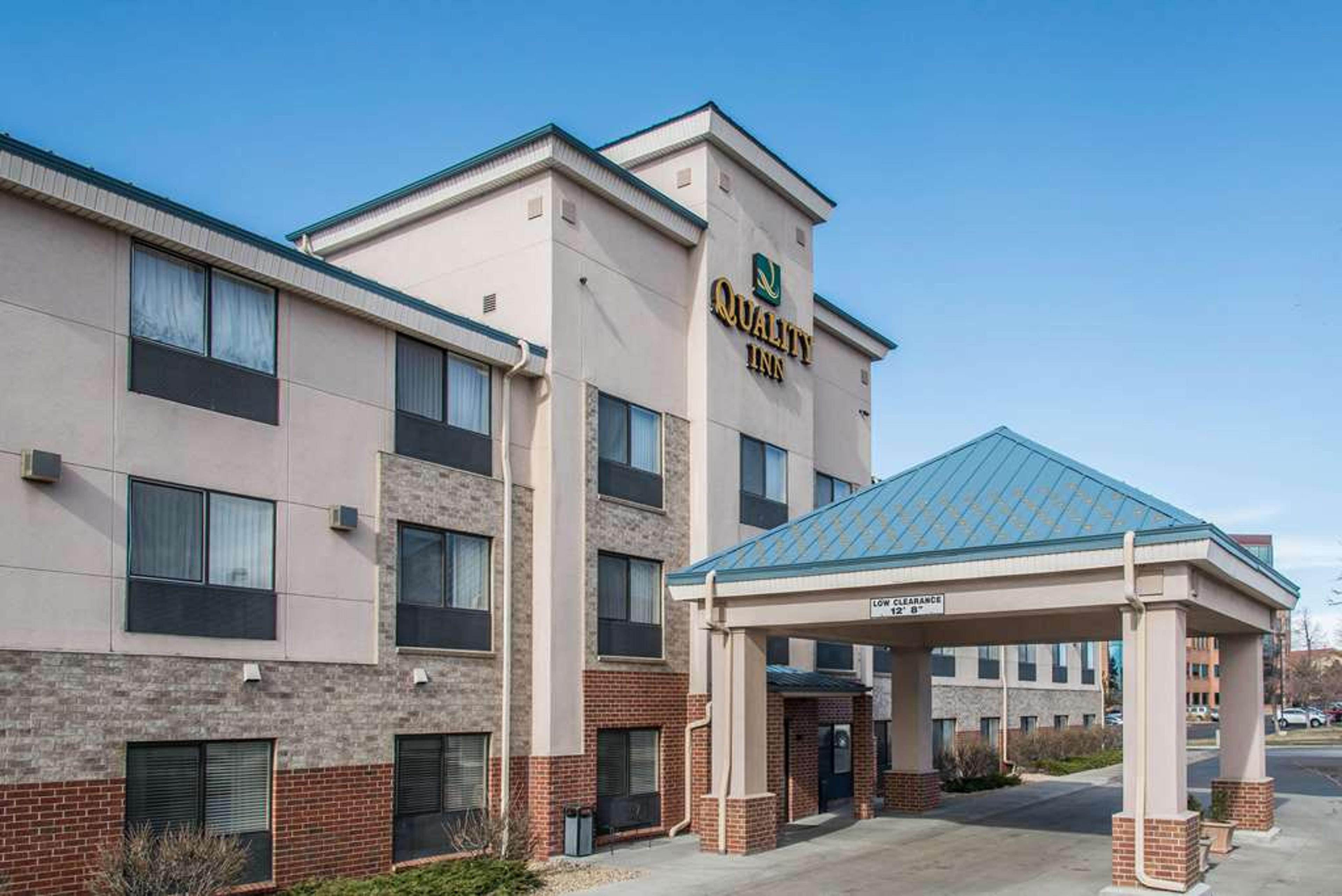 QUALITY INN DENVER WESTMINSTER