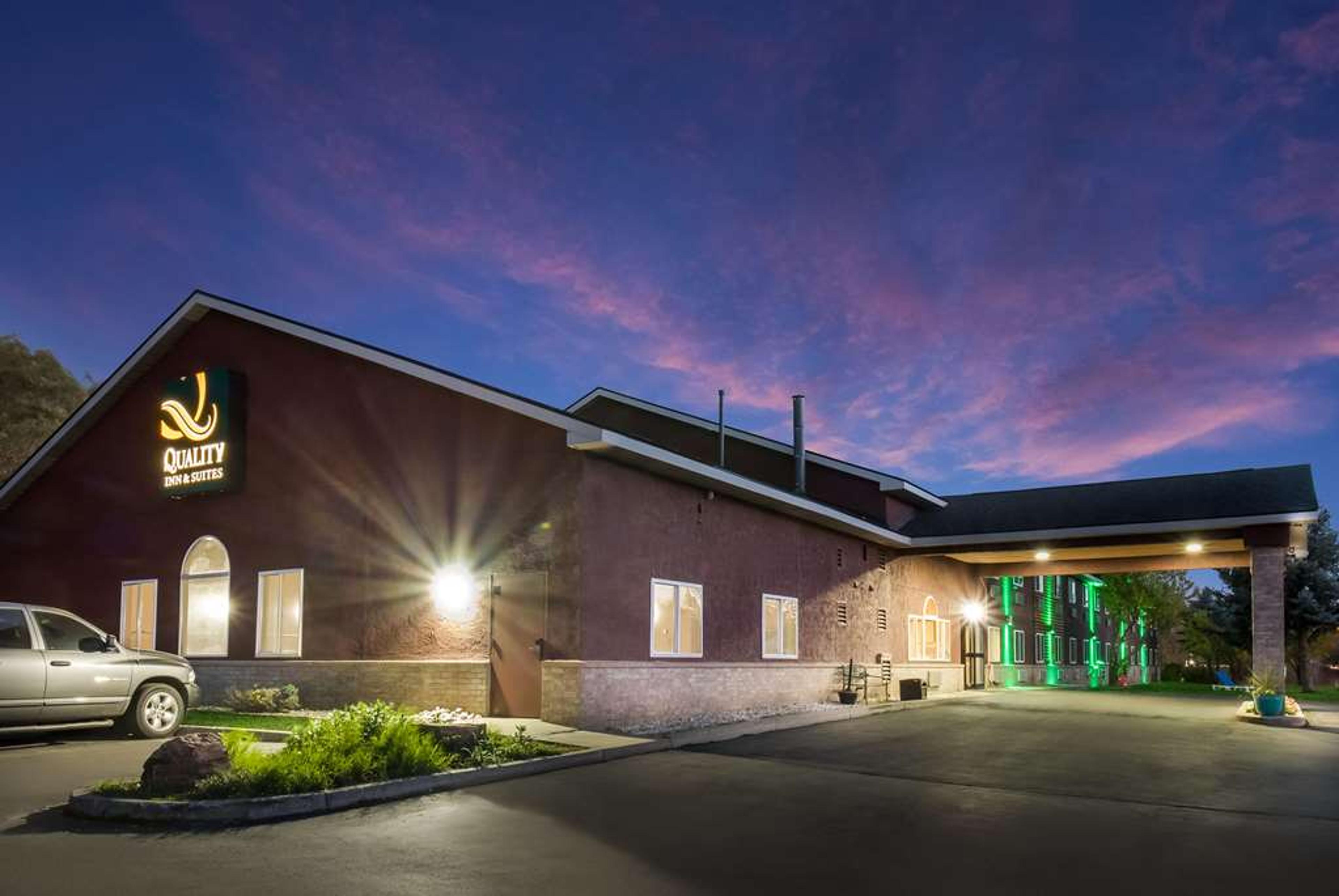 QUALITY INN AND SUITES STEAMBOAT SP