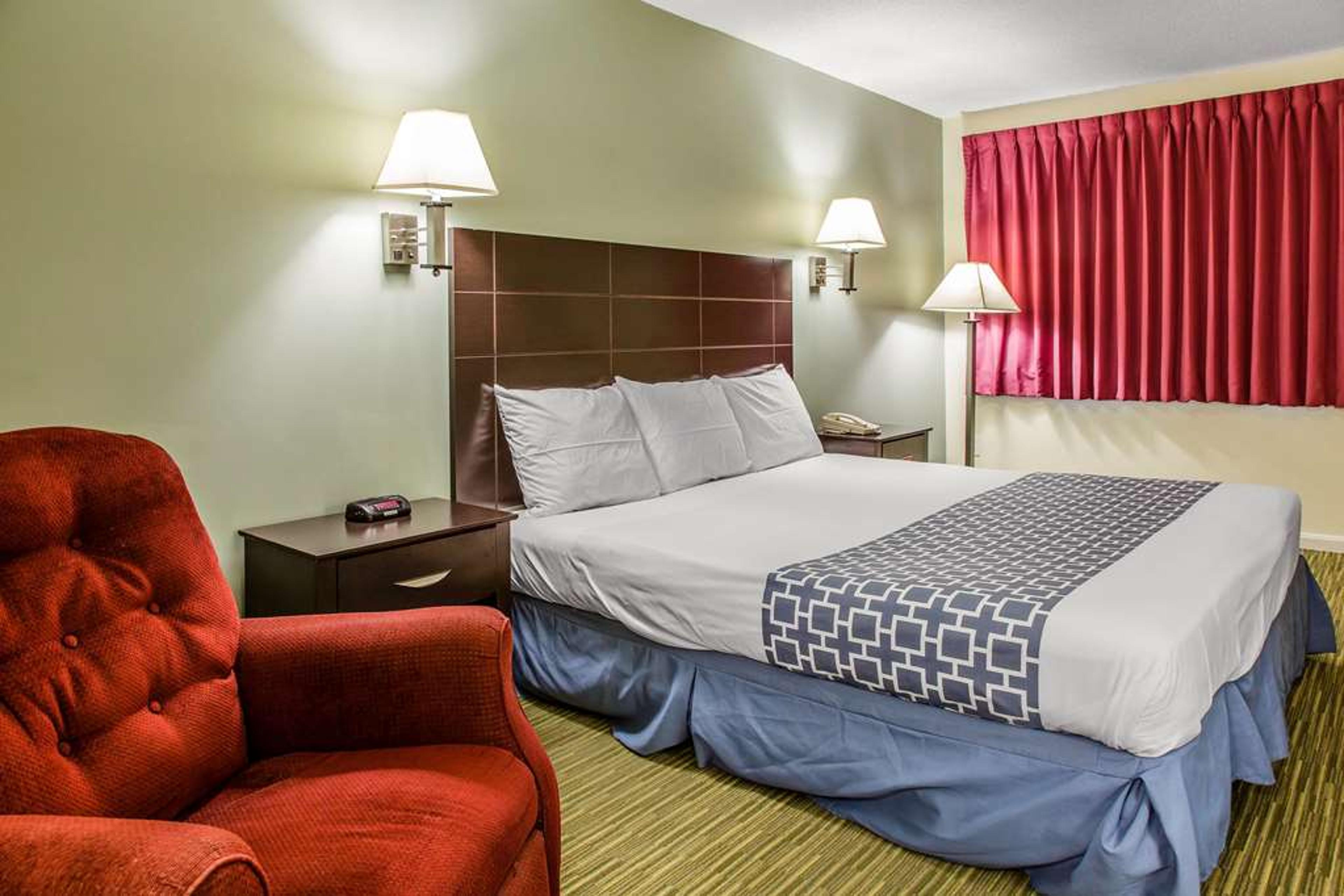 RODEWAY INN
