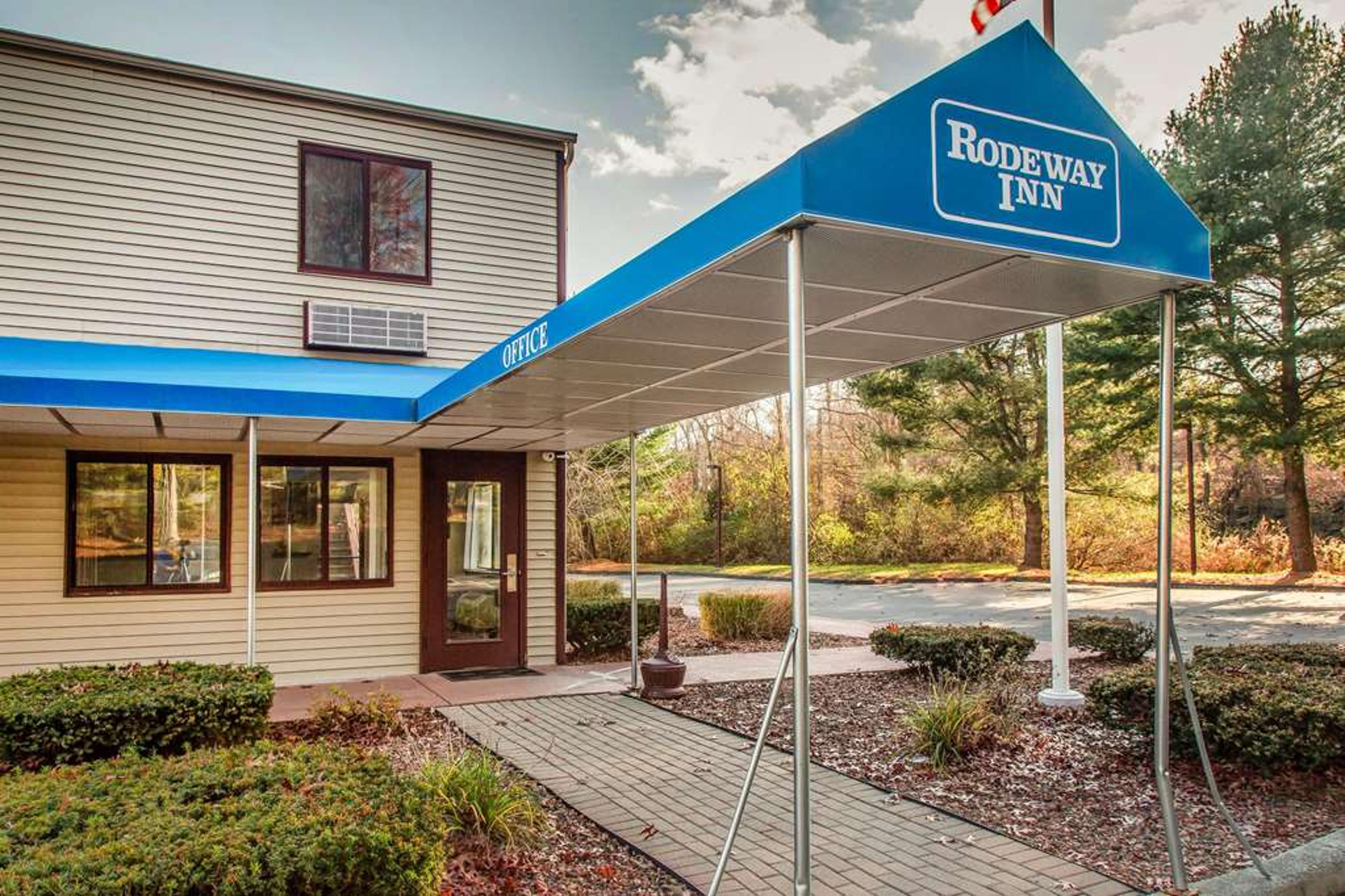 RODEWAY INN
