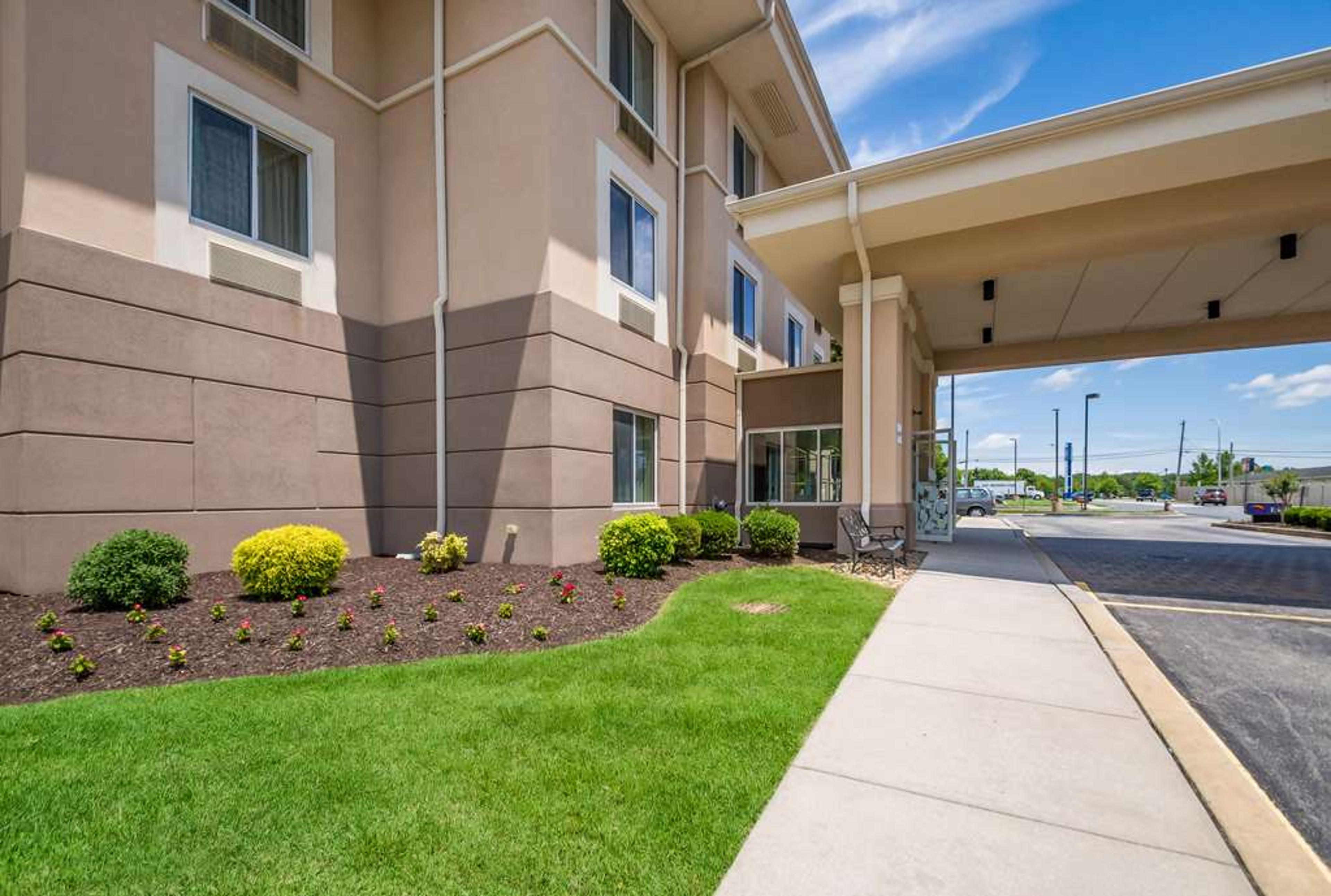 SLEEP INN AND SUITES DOVER