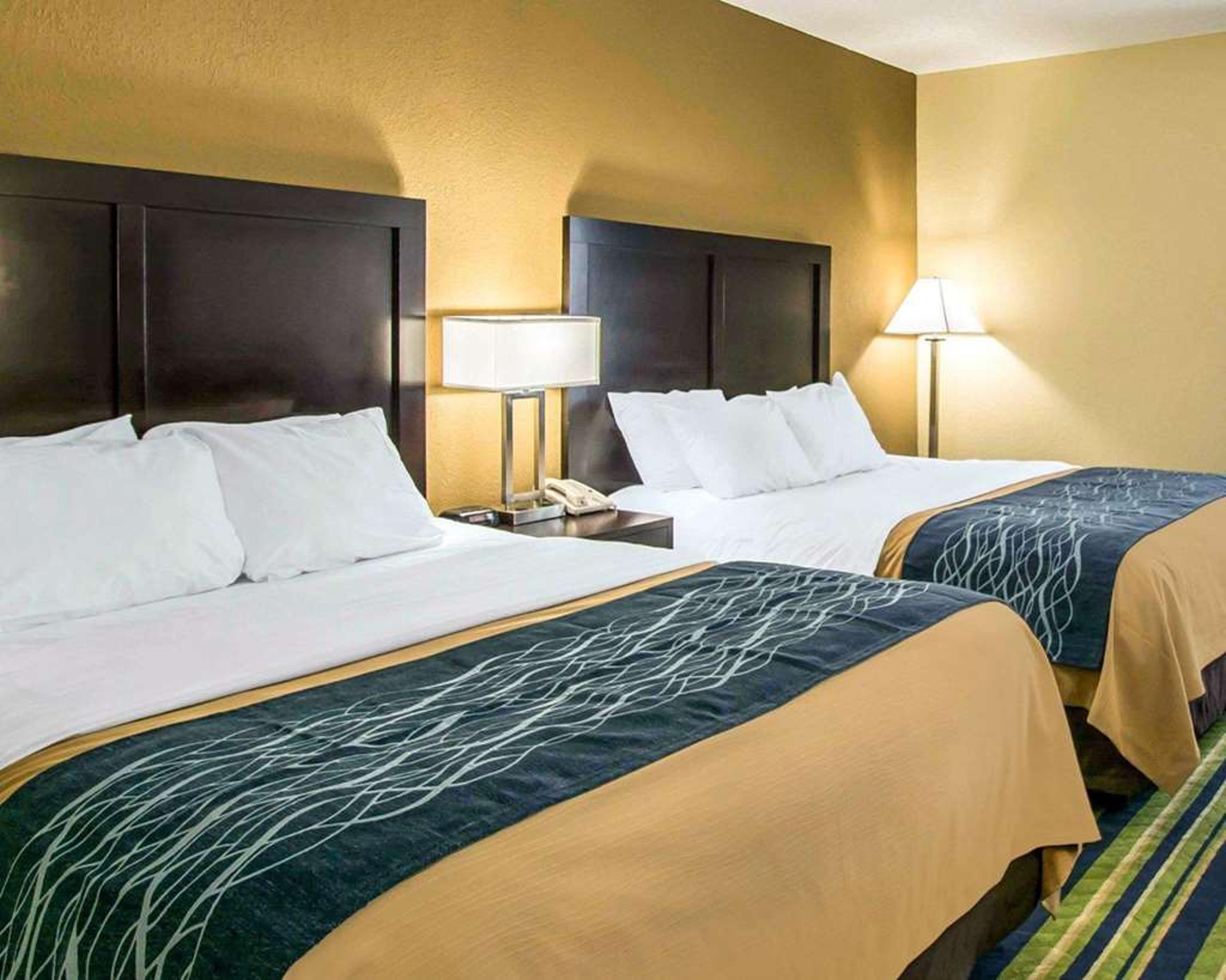 COMFORT INN AND SUITES LANTANA