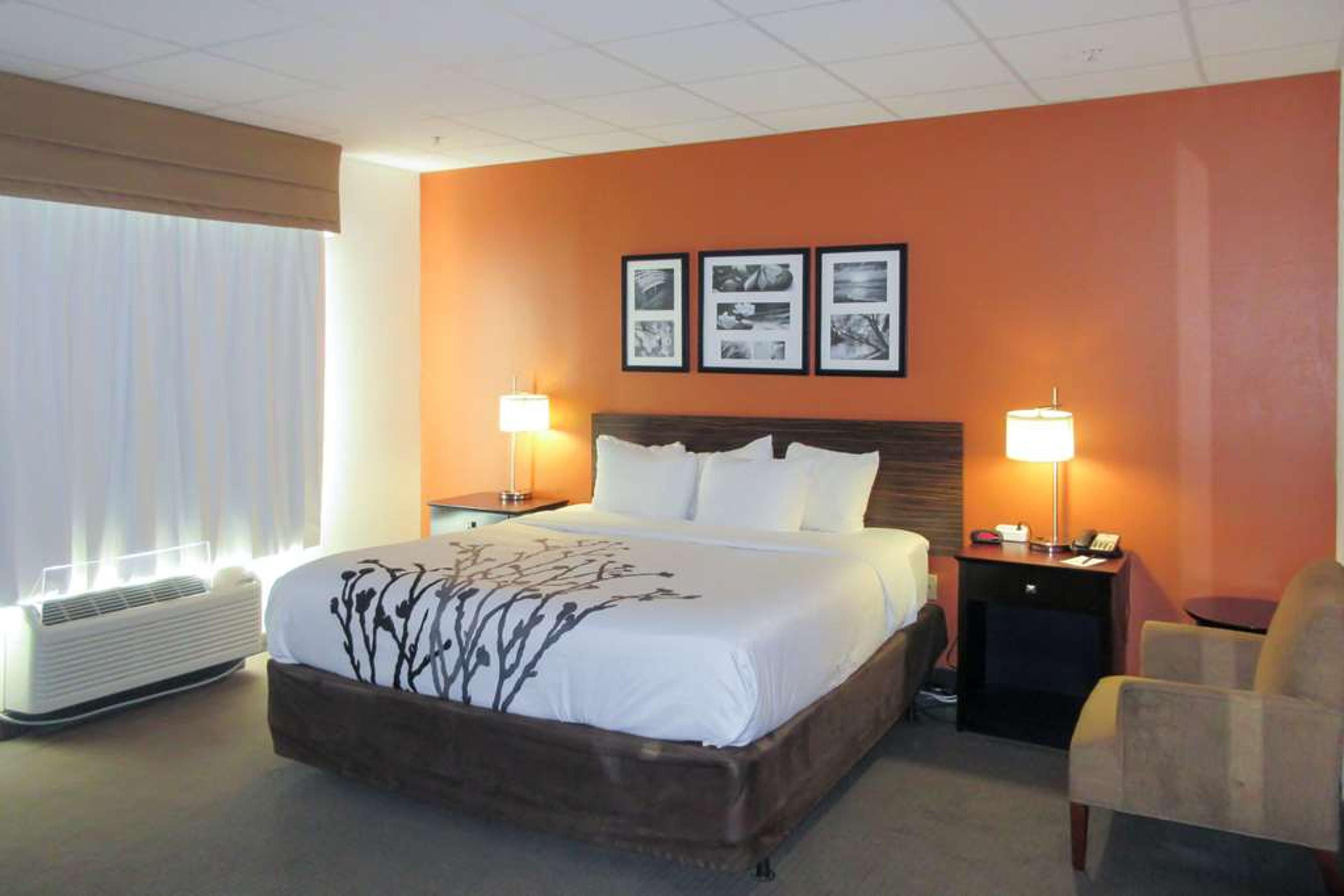 SLEEP INN & SUITES FT LAUDERDALE IN