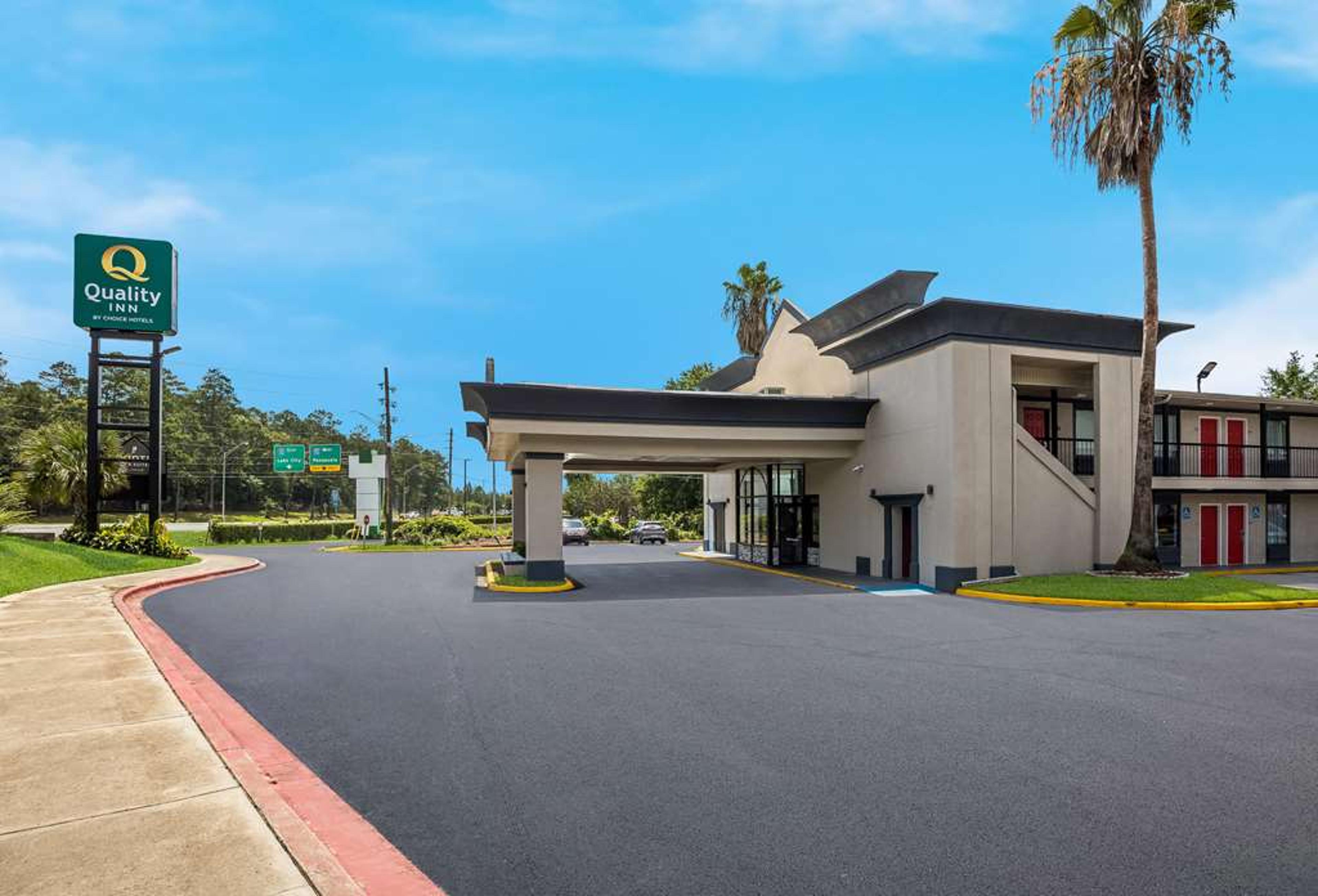 HOWARD JOHNSON EXPRESS INN - T