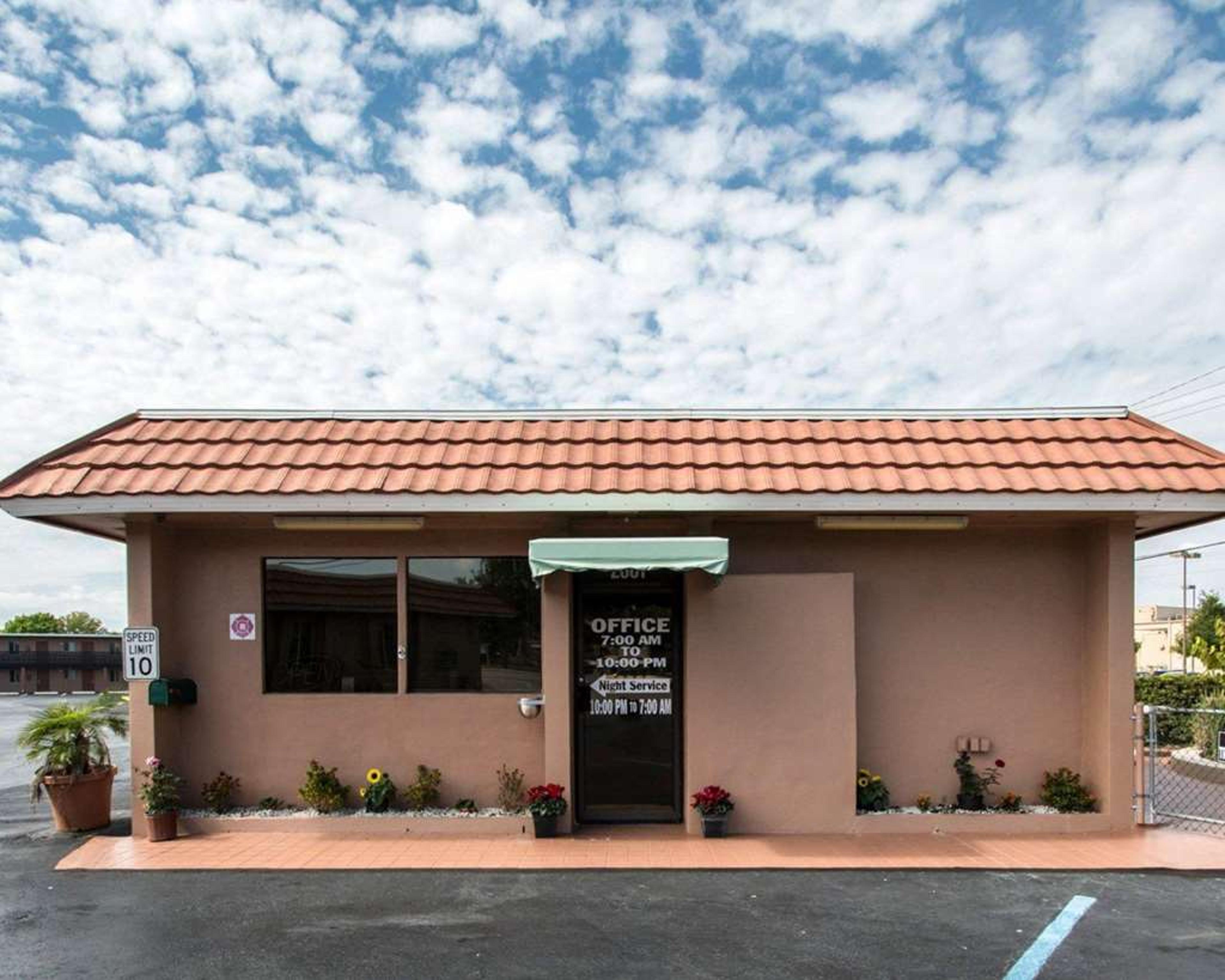 RODEWAY INN FORT PIERCE US HIGHWAY