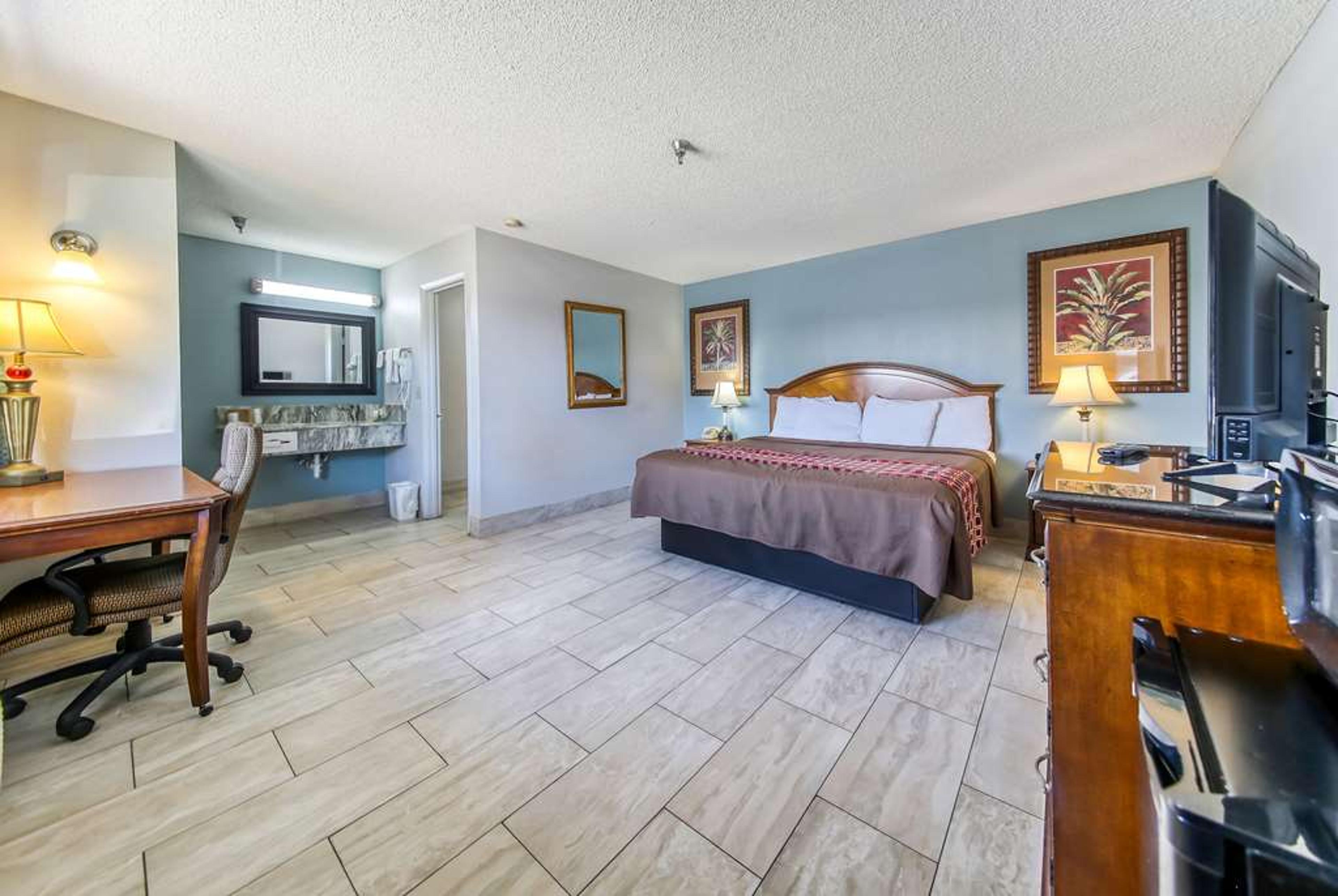 Rodeway Inn & Suites Haines City - Winter Haven