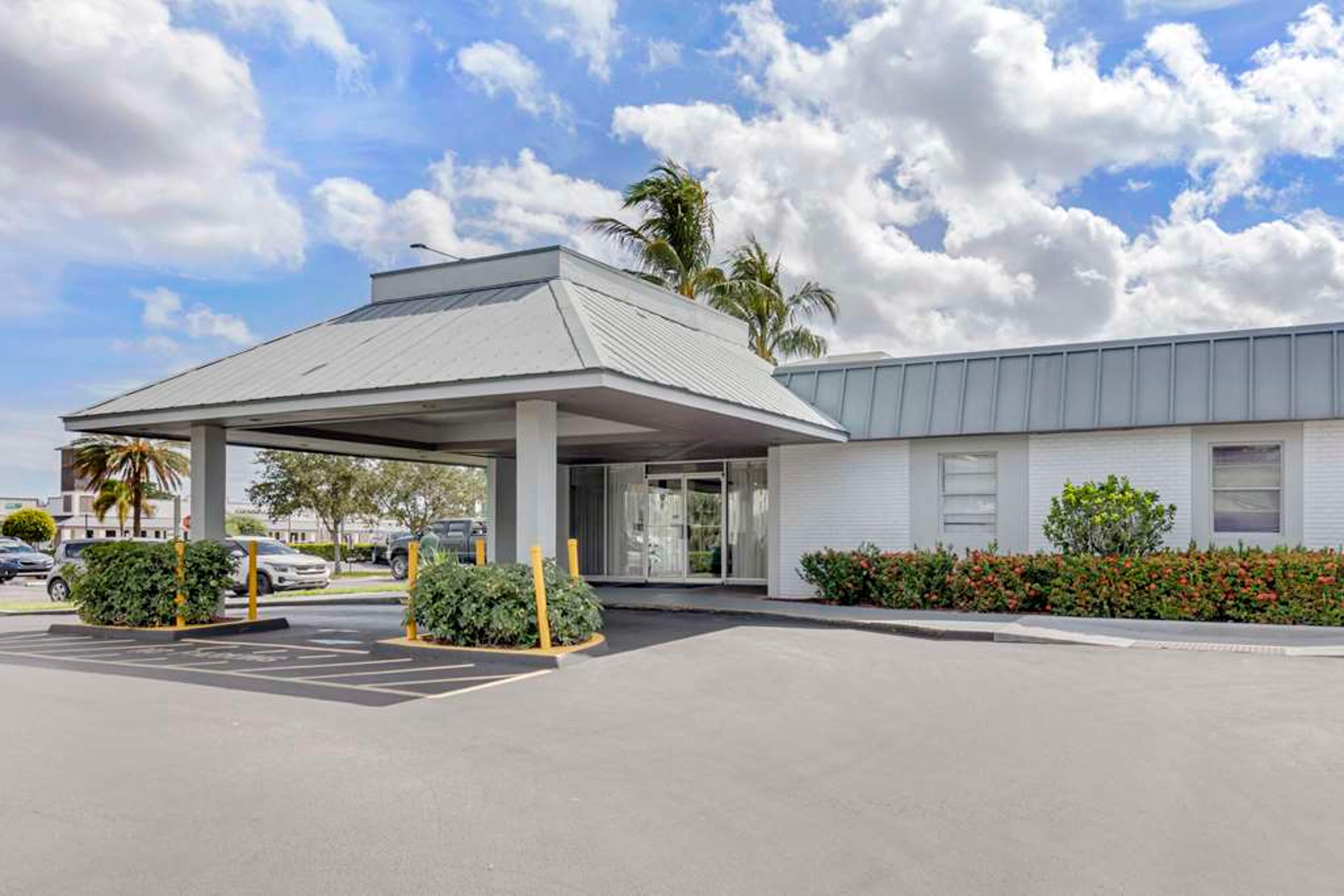 QUALITY INN DOWNTOWN STUART