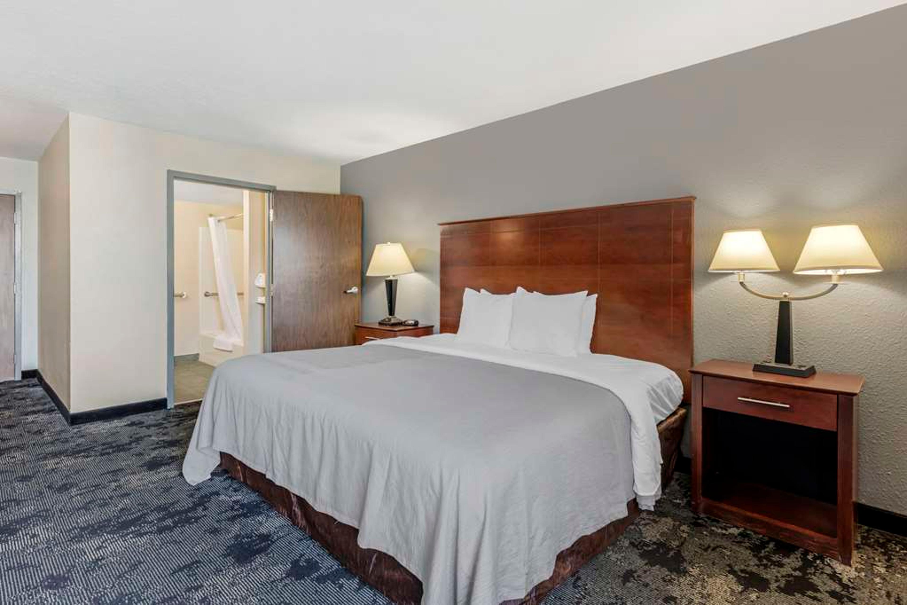 QUALITY INN DOWNTOWN STUART