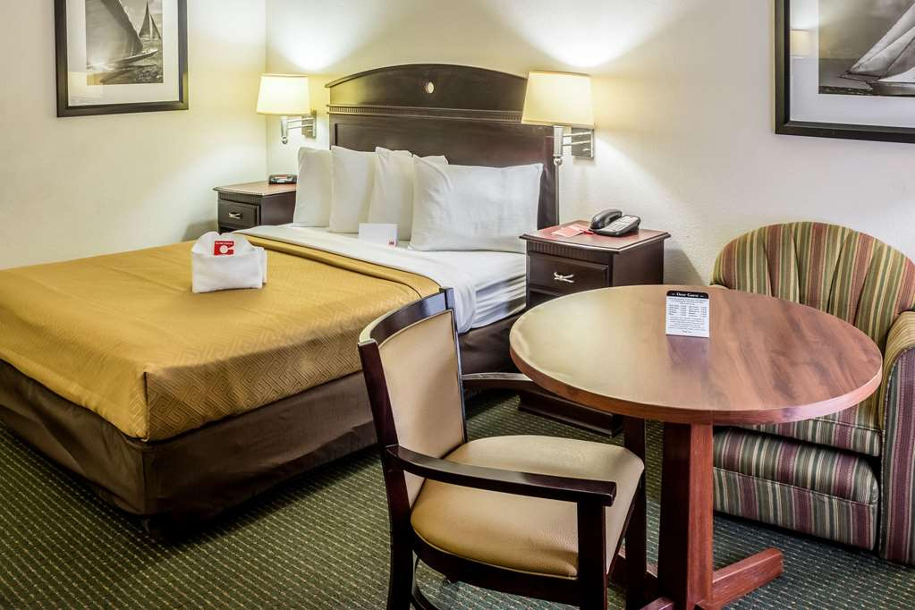 ECONO LODGE